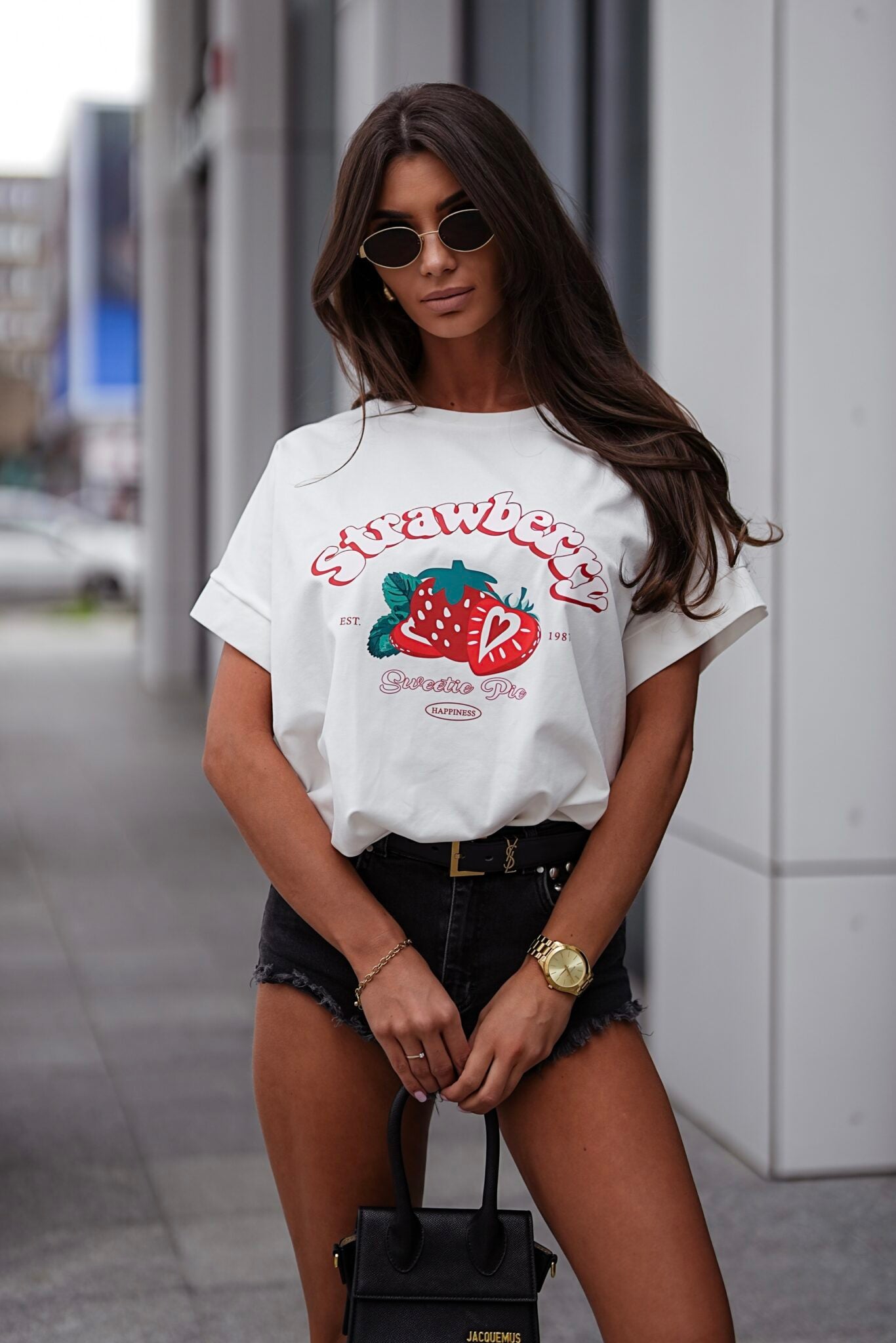 LOU STRAWBERRY Oversize-T-Shirt weiß
