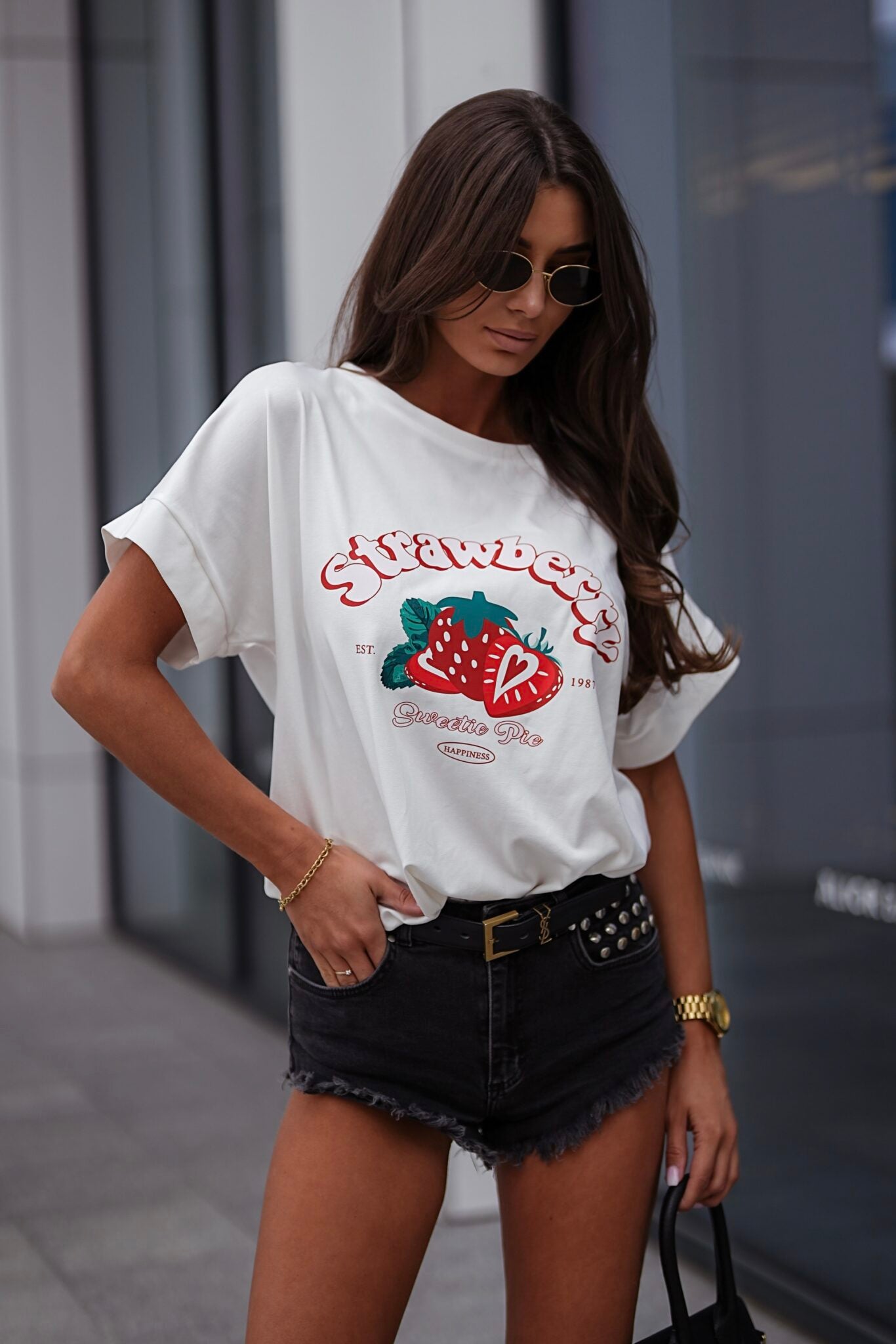 LOU STRAWBERRY Oversize-T-Shirt weiß