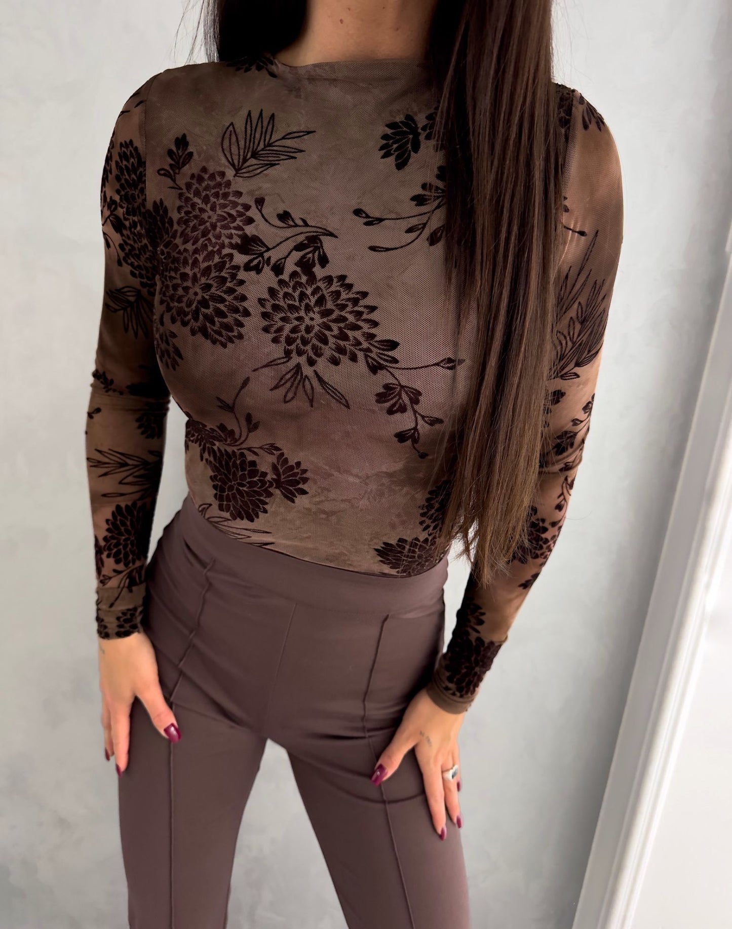 Elegante Damenbluse braun