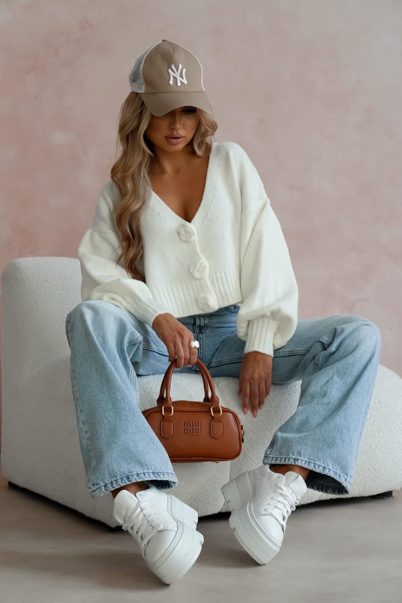 Oversized-Strickcardigan mit einzigartigen Knöpfen – Lässig & Elegant