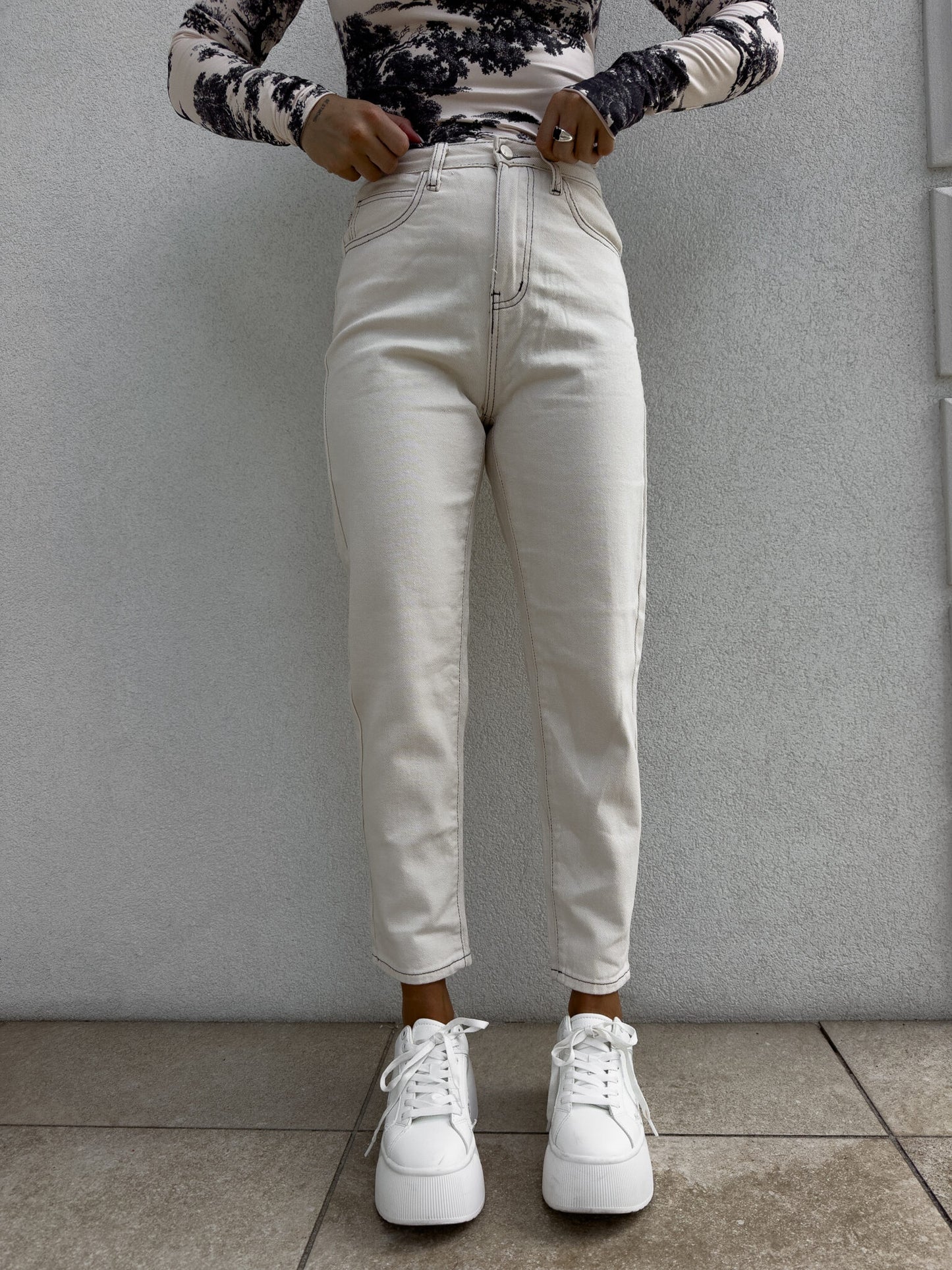 Jeans MOM FIT BLESS – beige