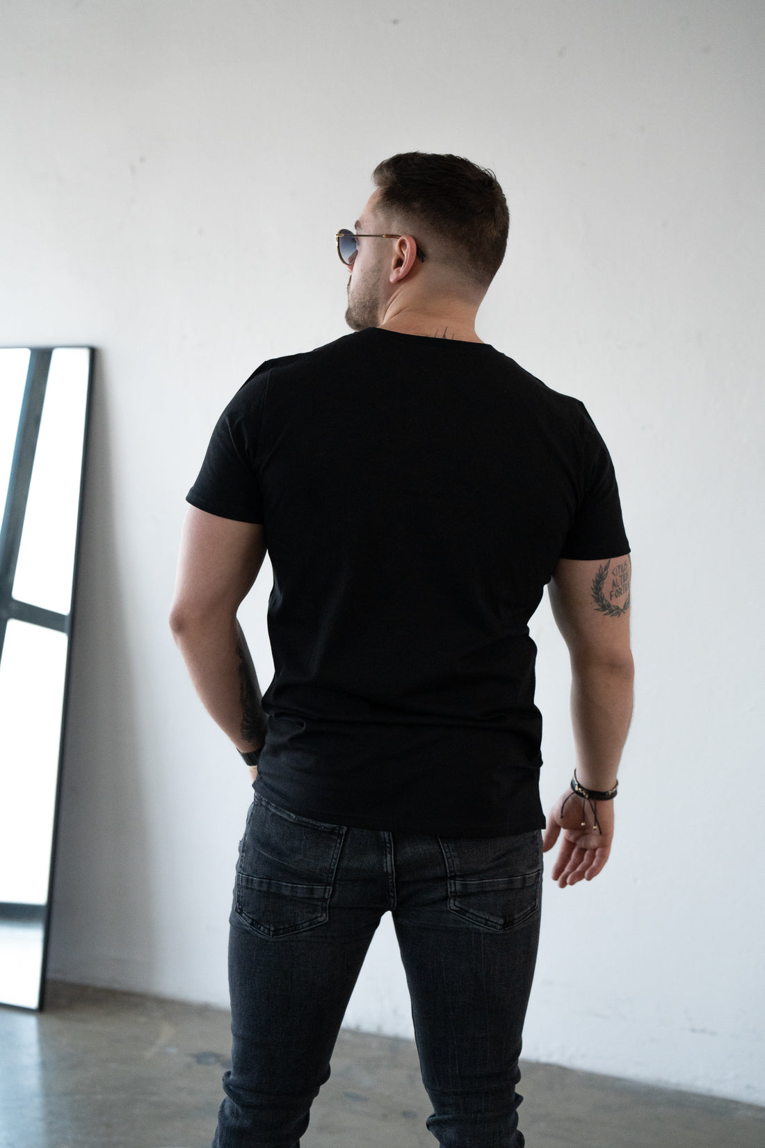 Männer T-SHIRT BG SIGNATURE | Schwarz