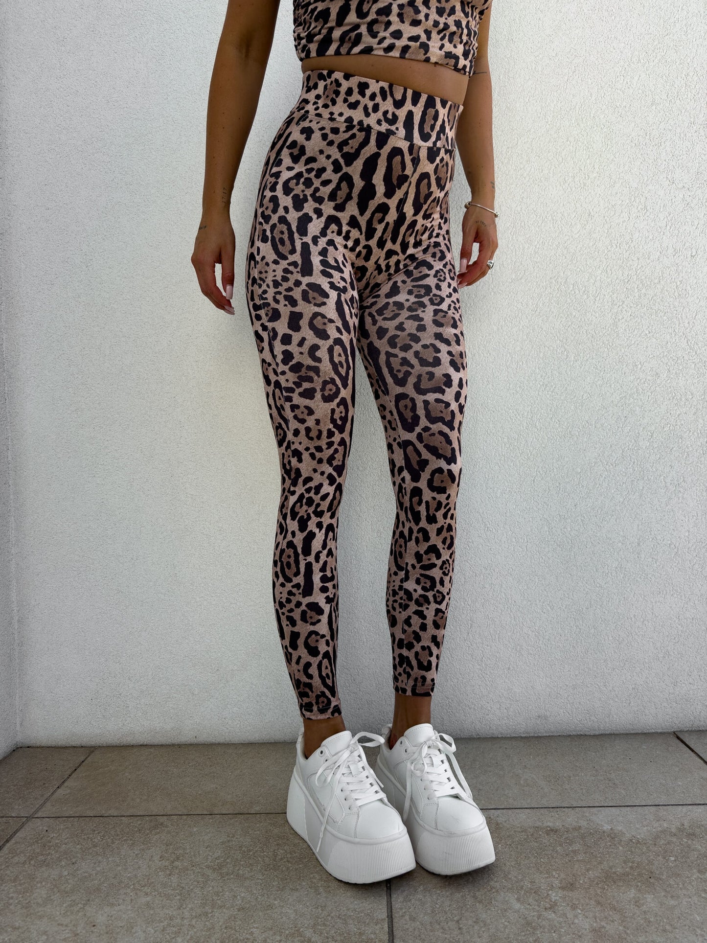 Leggings GYM Muster Panther– beige-schwarz