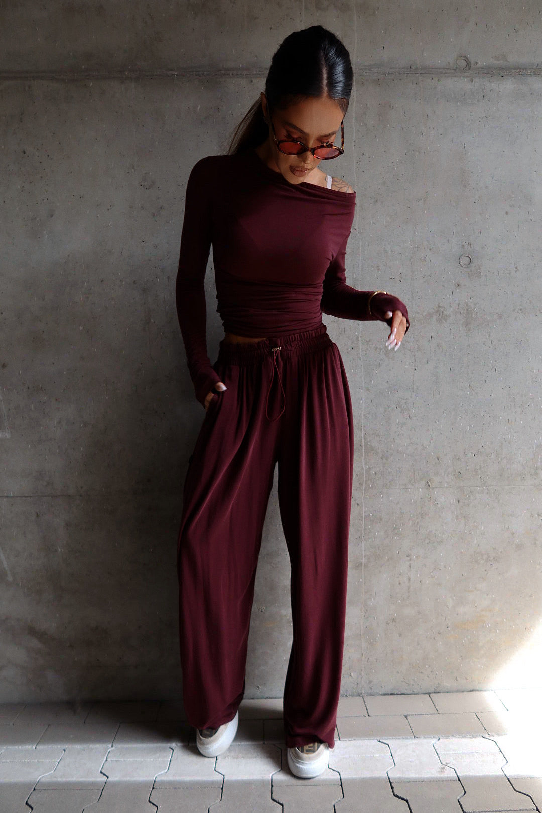 Hose SLOUCHIE bordeaux