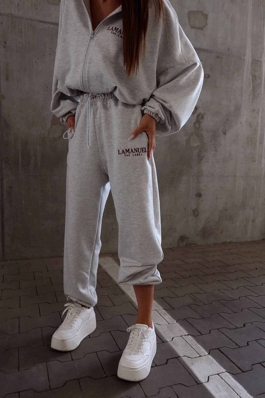 Hose BASIC grau