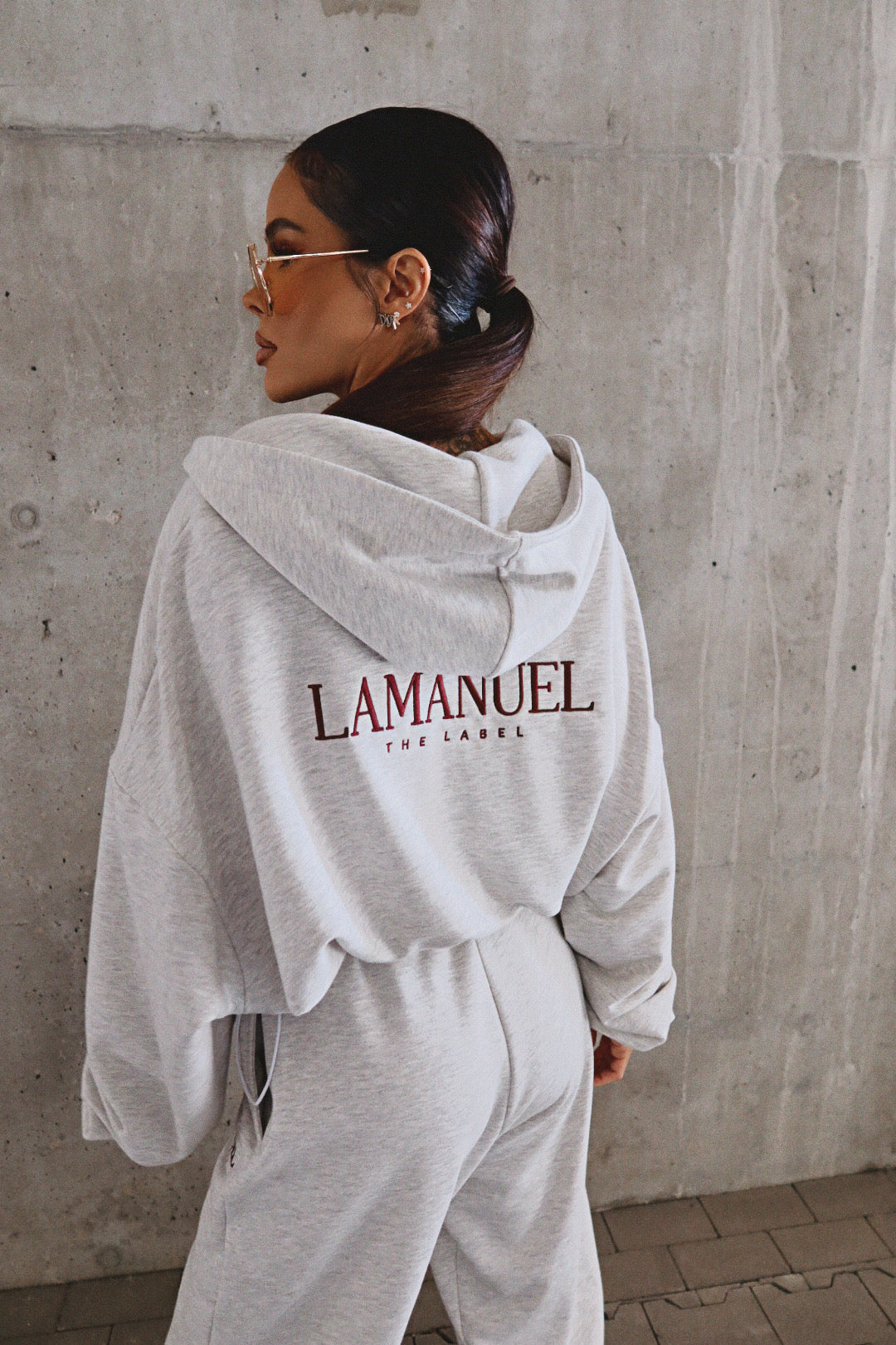 Sweatshirt BASIC grau