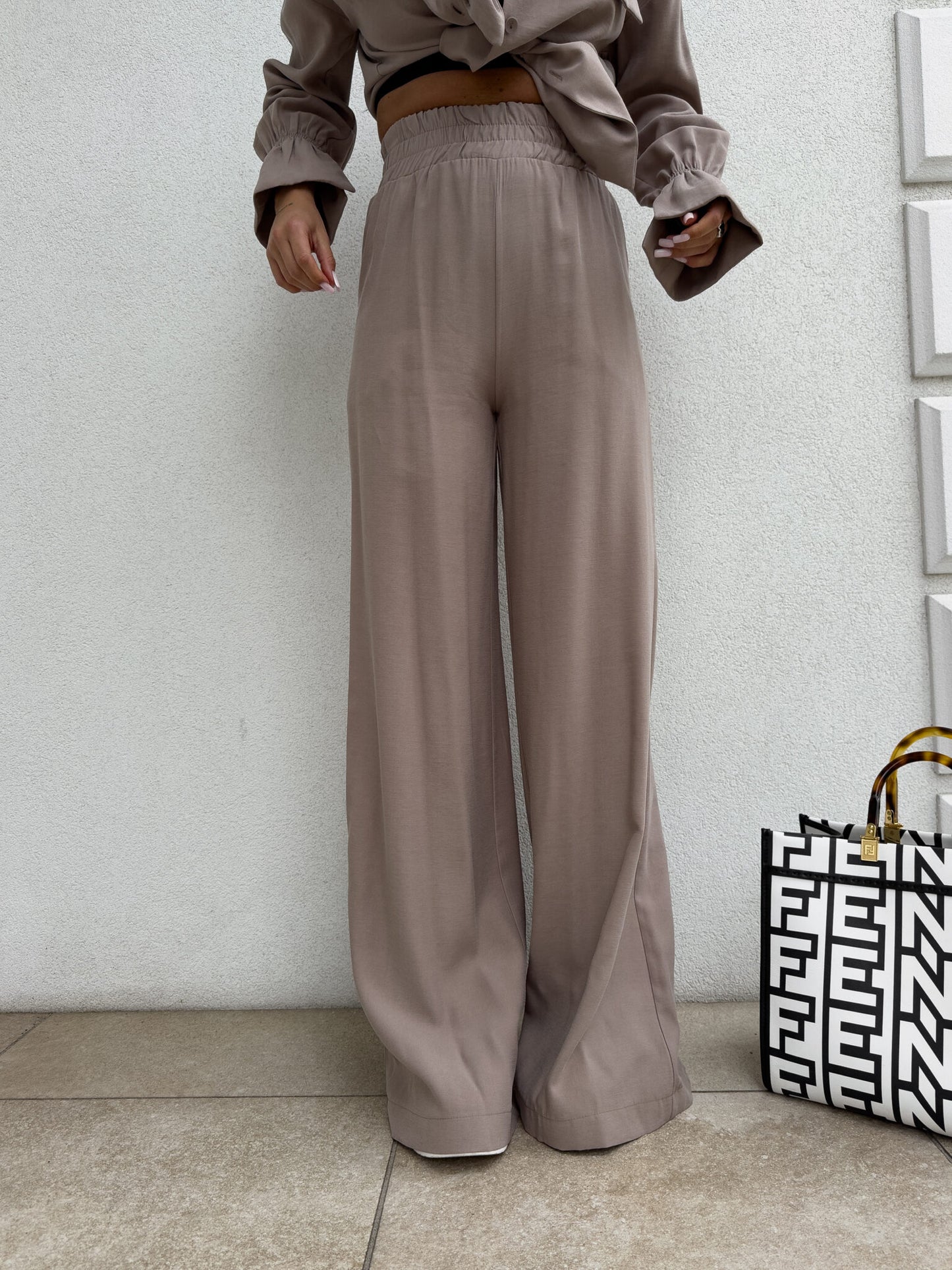 HOSE SWEDEN - beige
