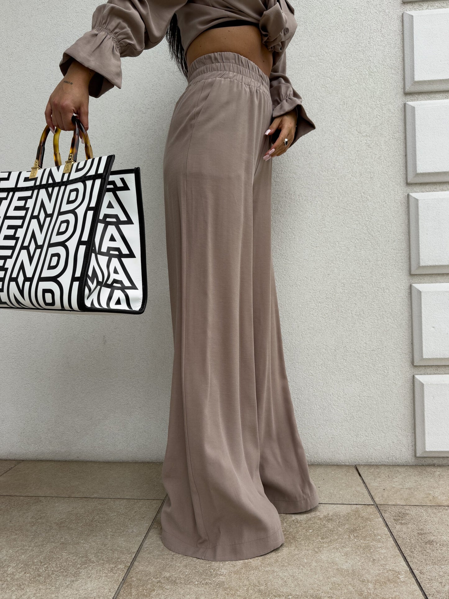 HOSE SWEDEN - beige