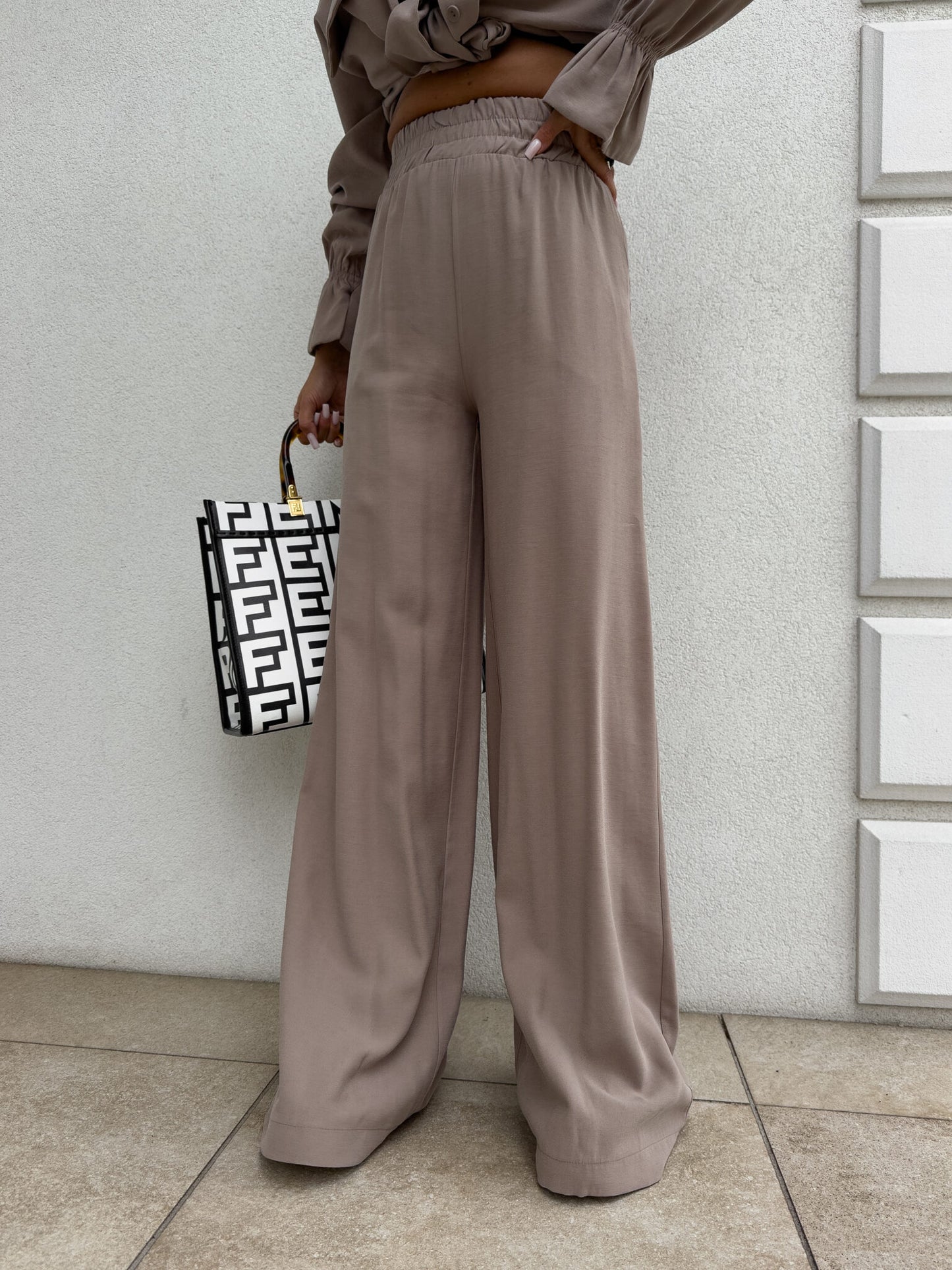 HOSE SWEDEN - beige