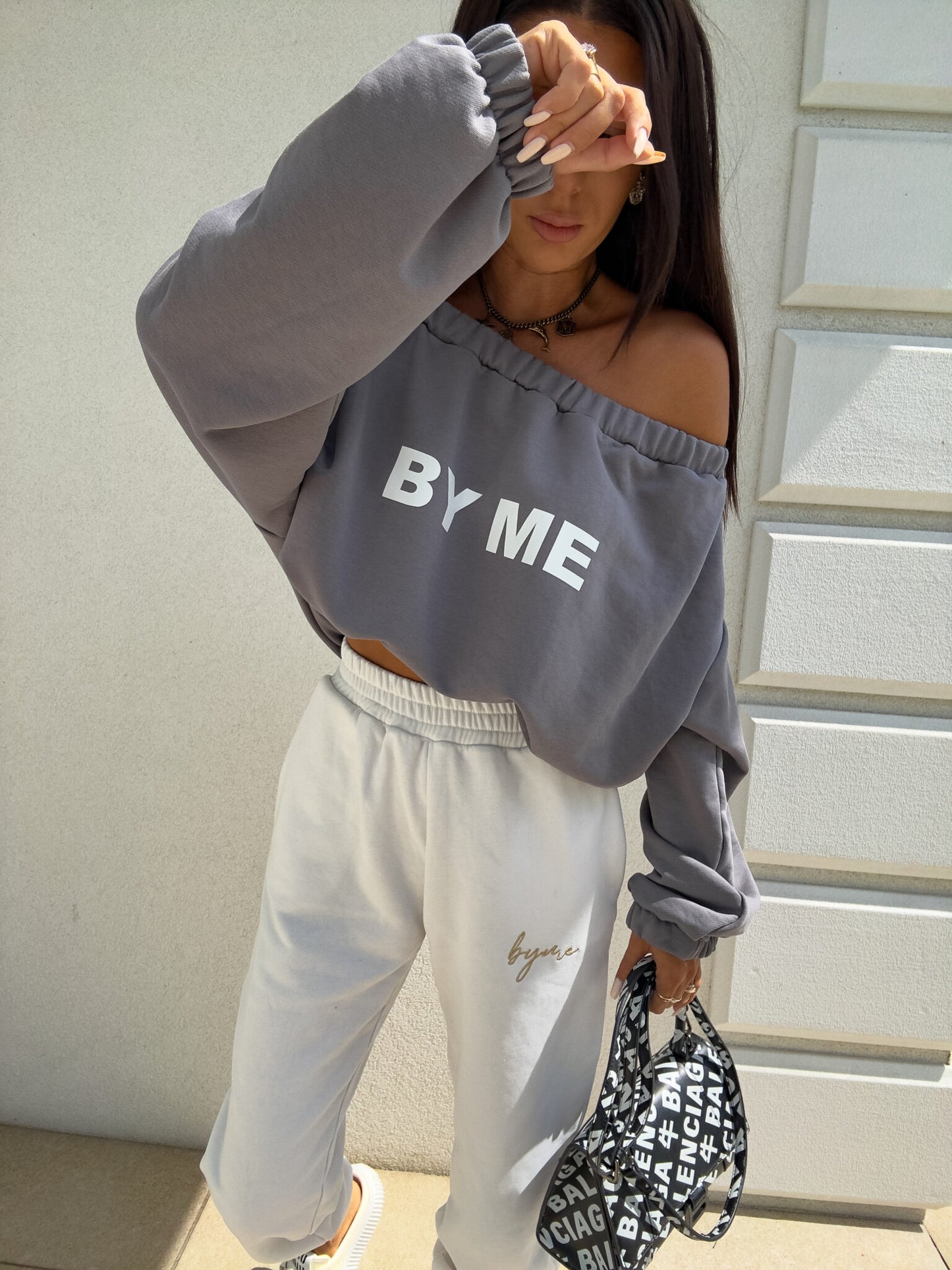 Sweatshirt UNDER – grau