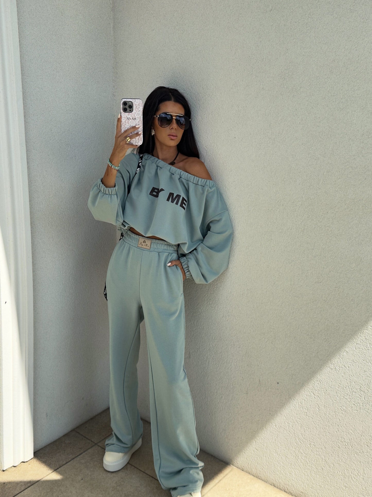Sweatshirt UNDER – Salbei