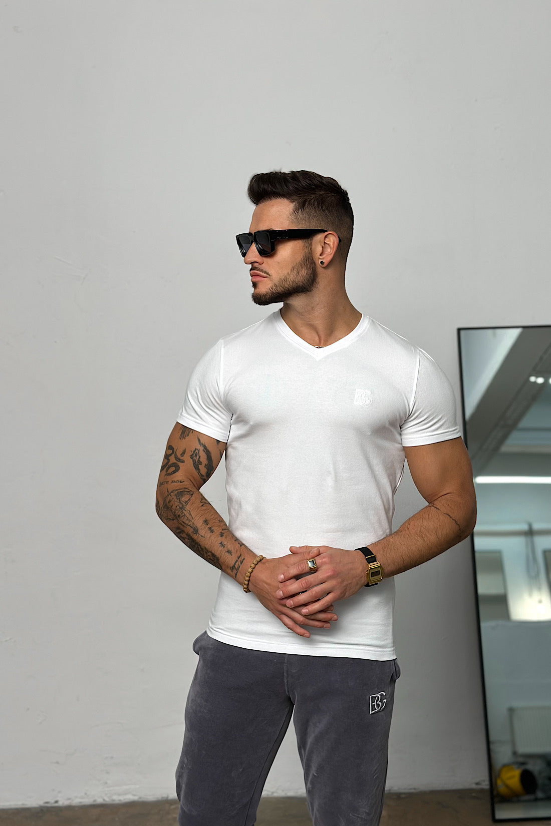 T-SHIRT HERREN BG V-NECK | WEIẞ
