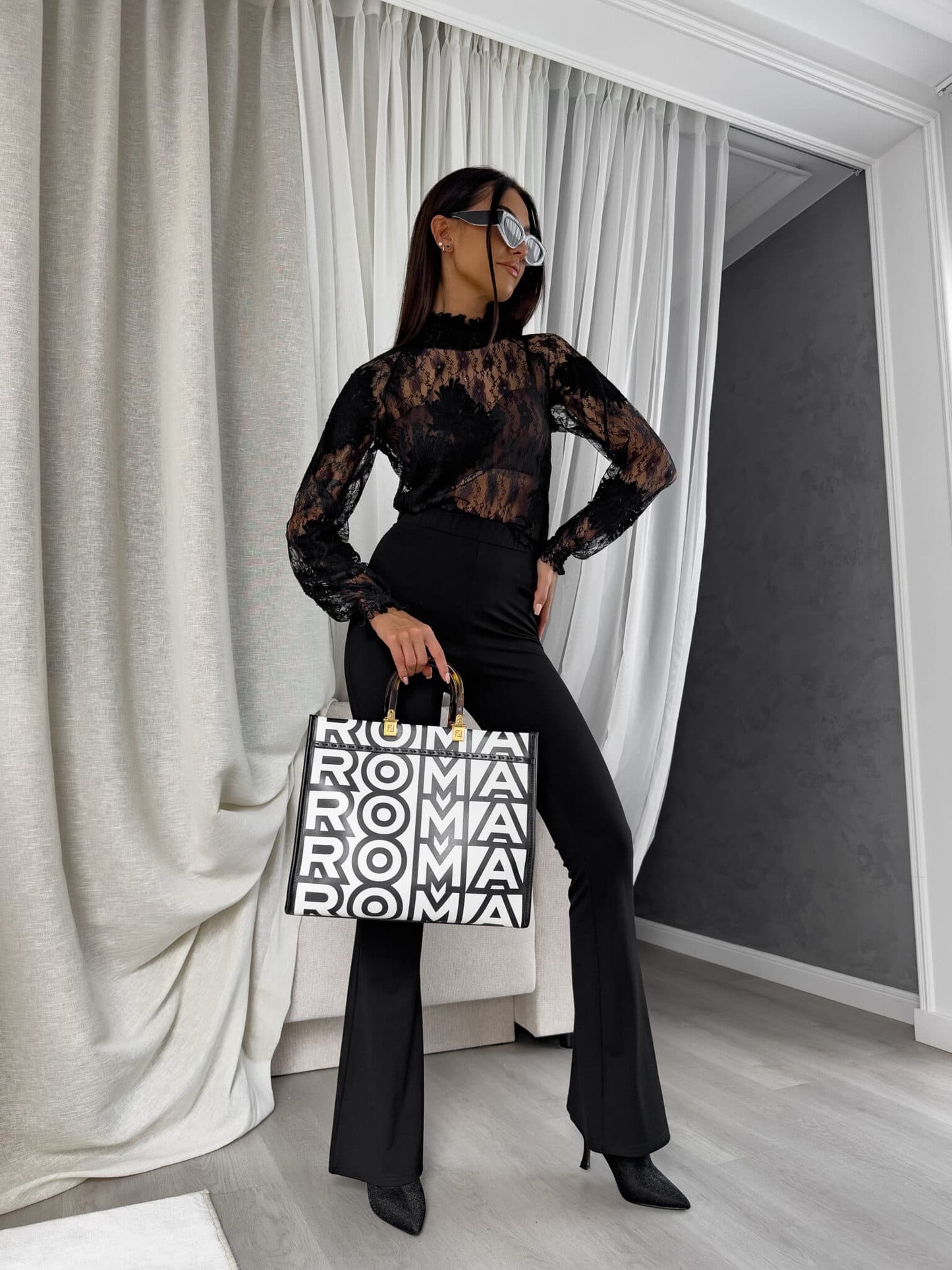 Damenbluse FLORAL – schwarz