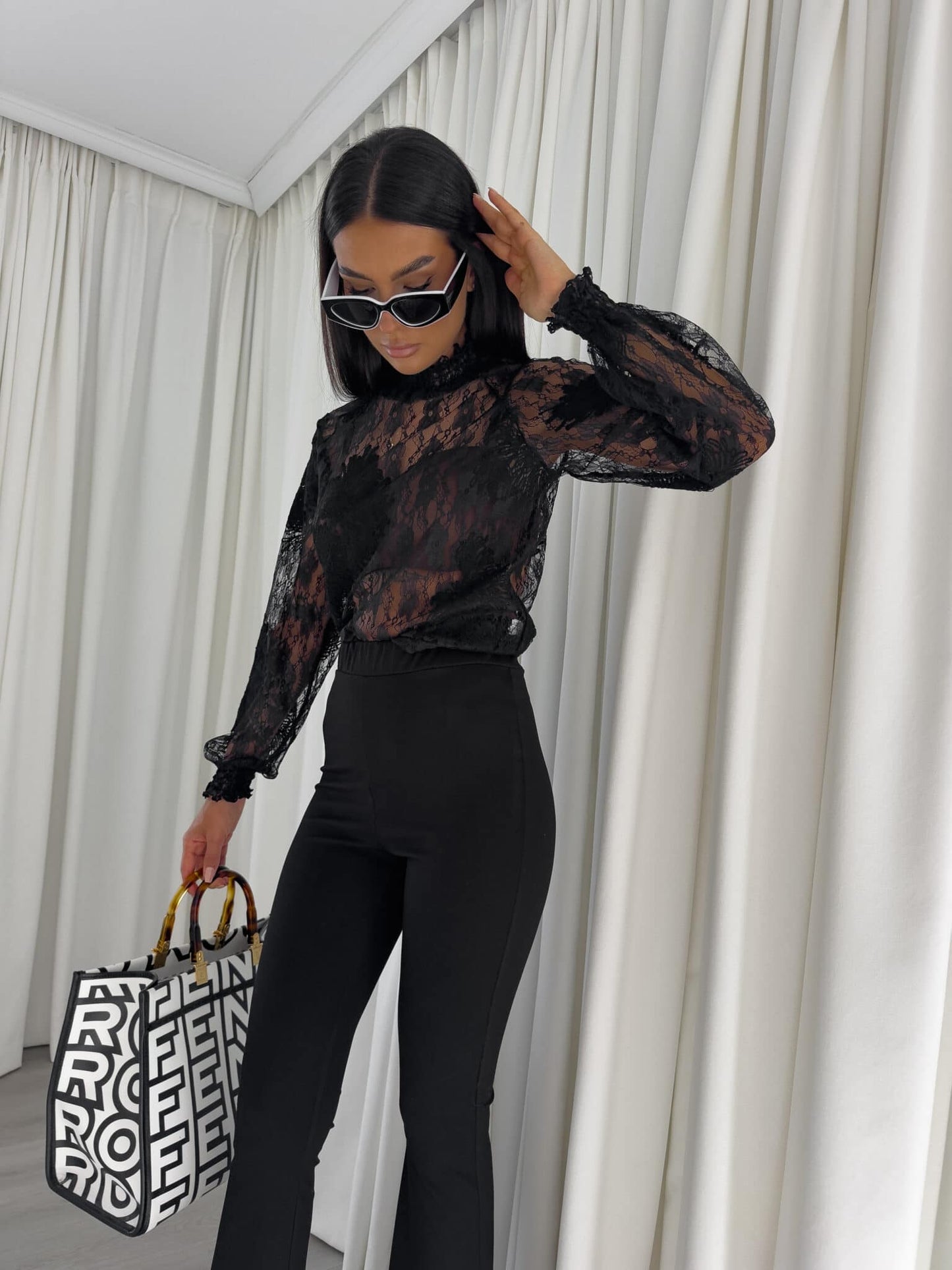 Damenbluse FLORAL – schwarz