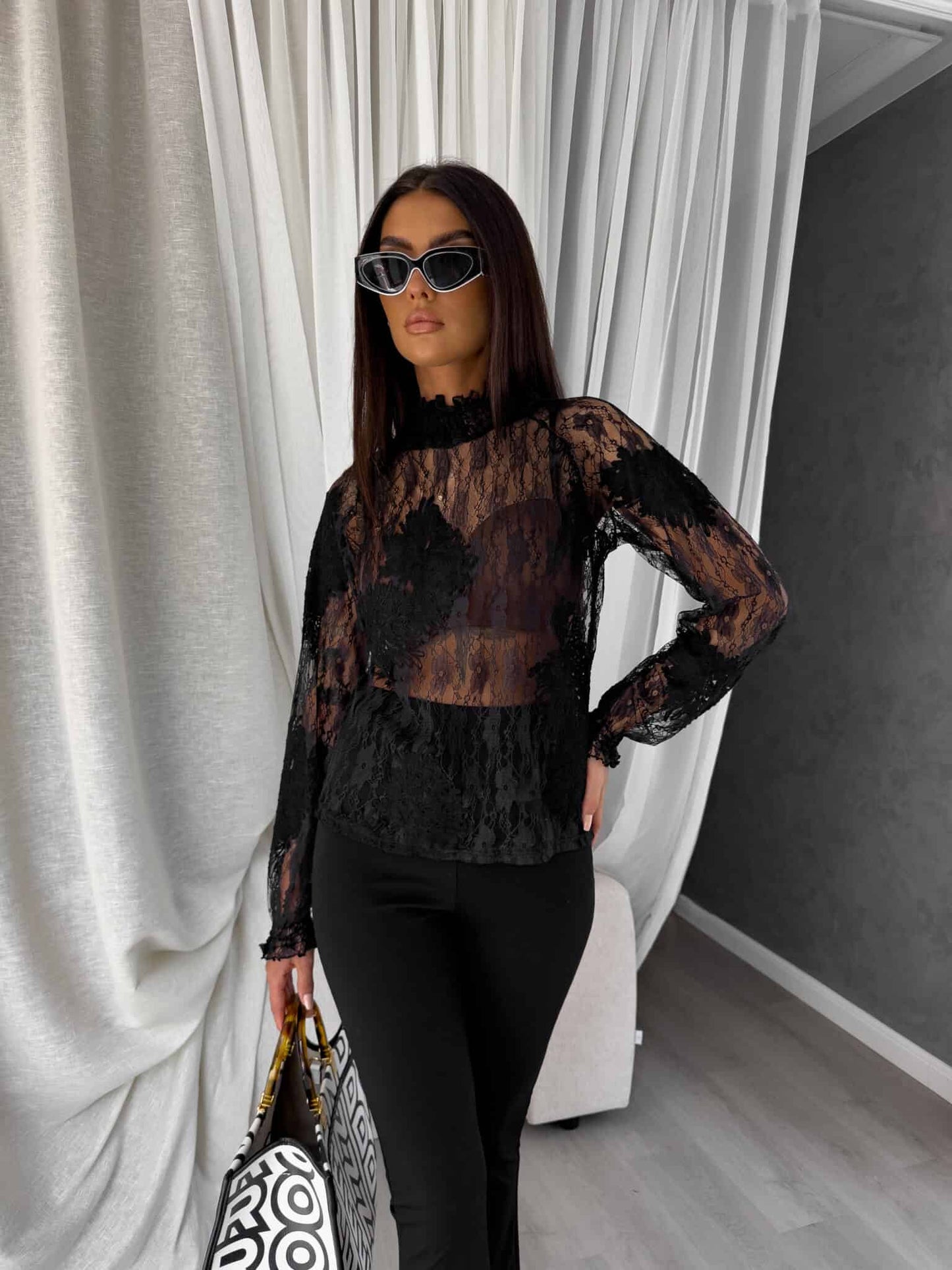 Damenbluse FLORAL – schwarz