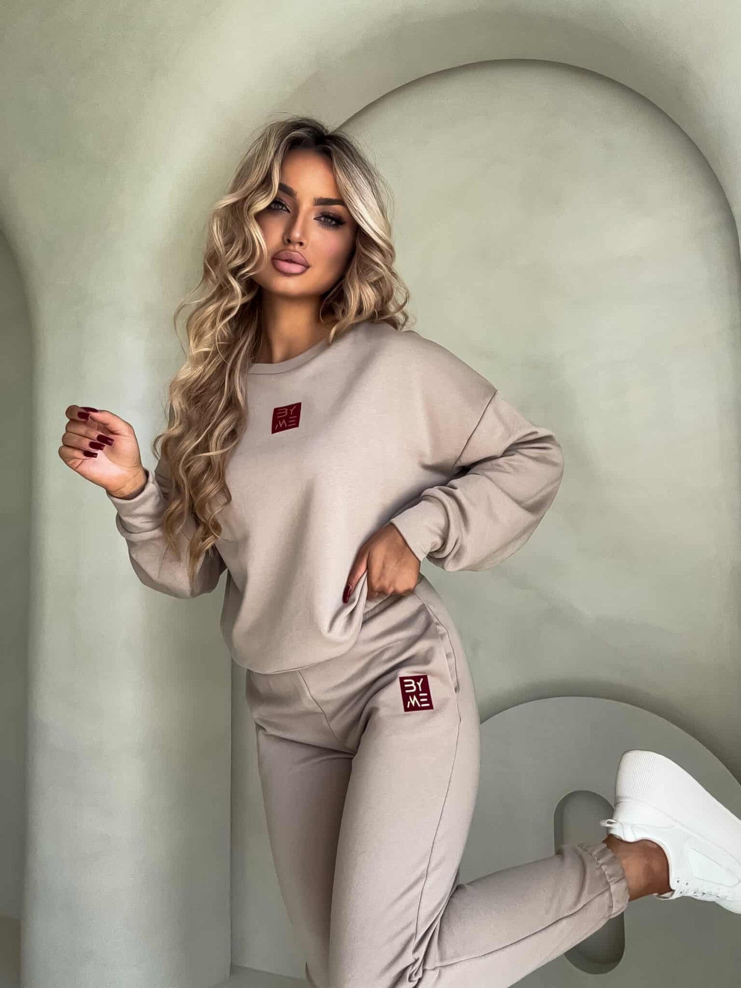 Sweatshirt DEJW - beige