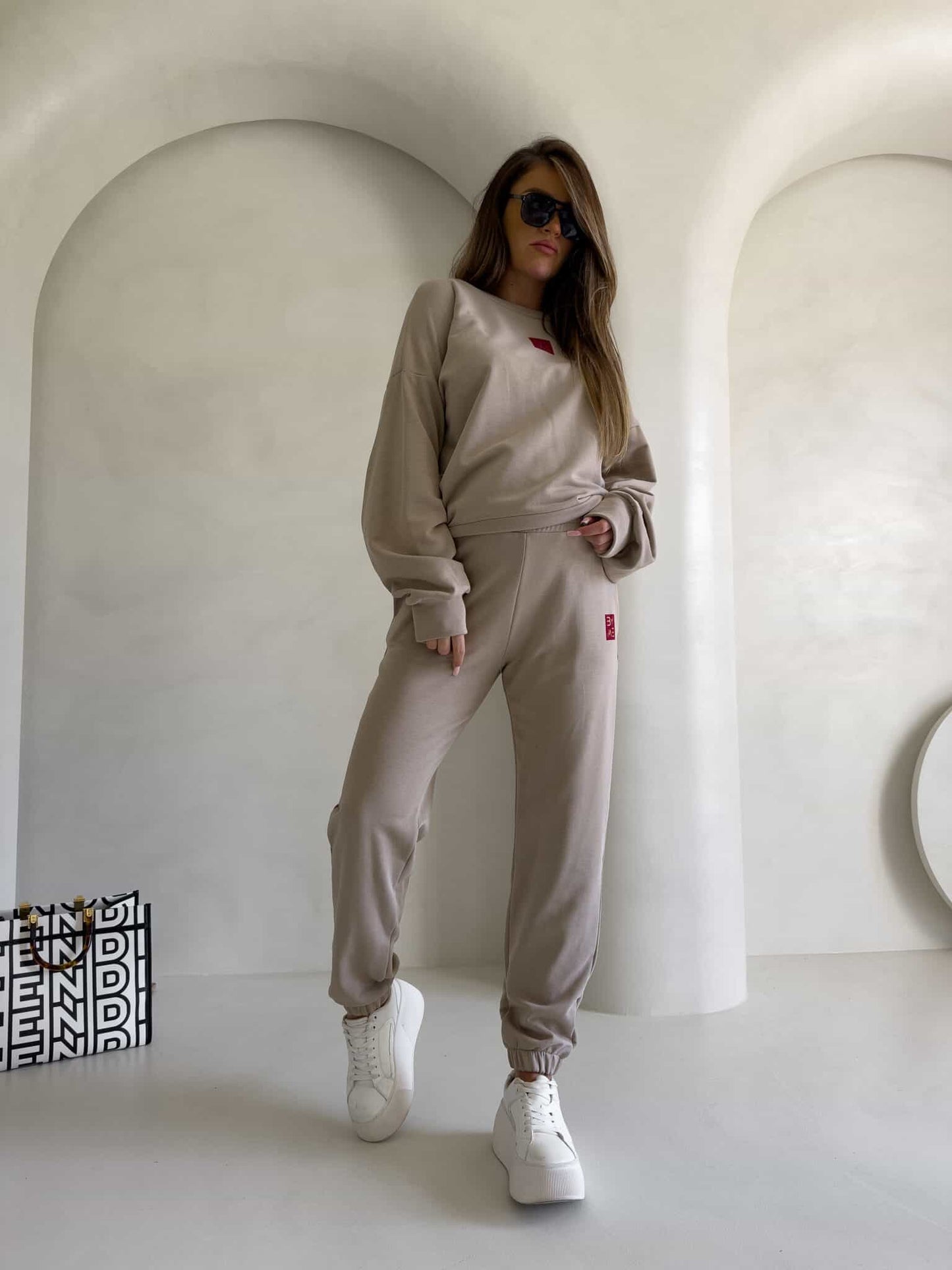 Sweatshirt DEJW - beige