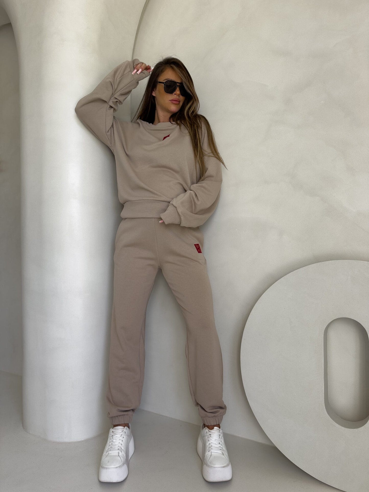 Sweatshirt DEJW - beige