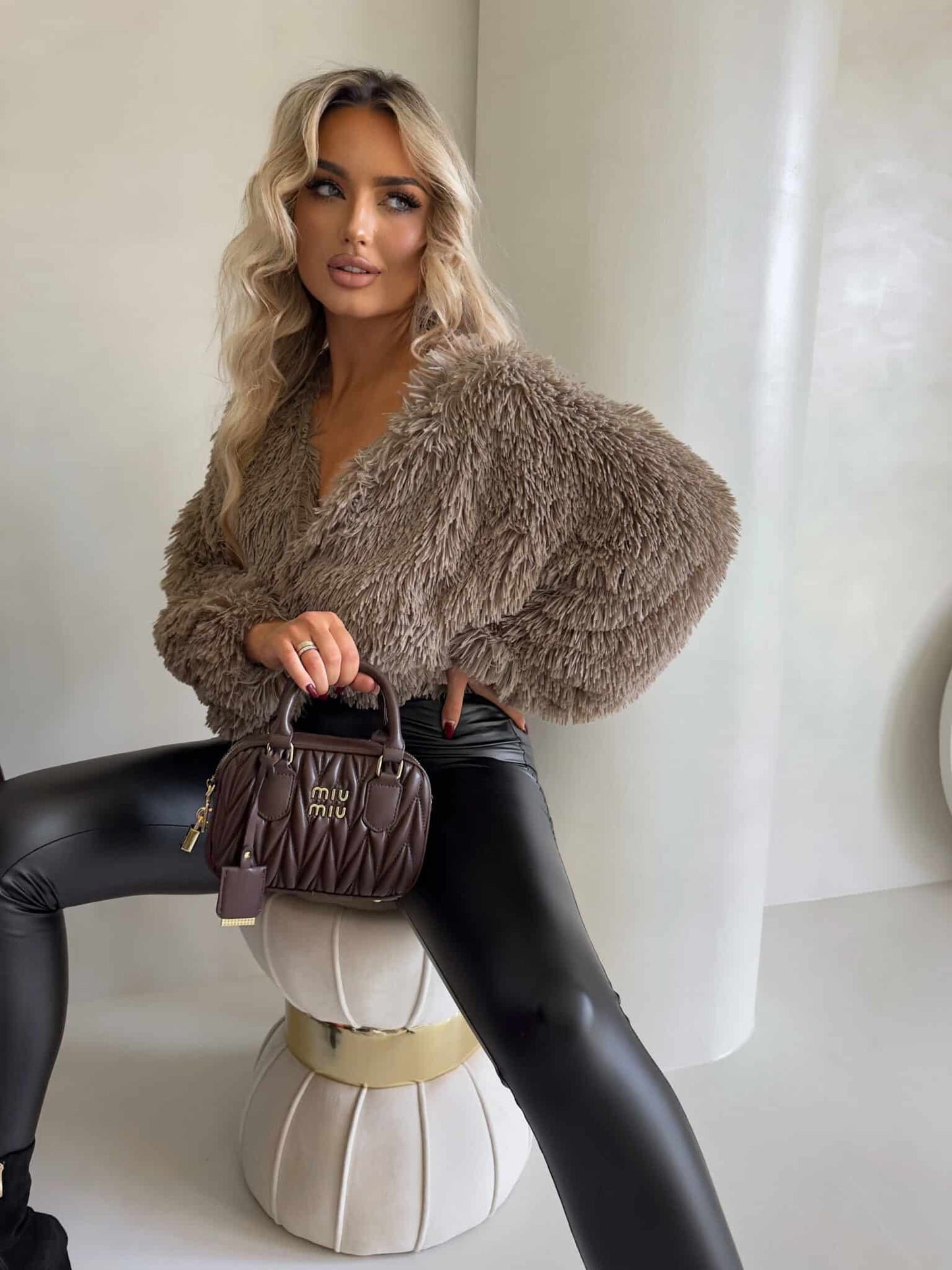 Jacke KAIRA SHAGGY – braun