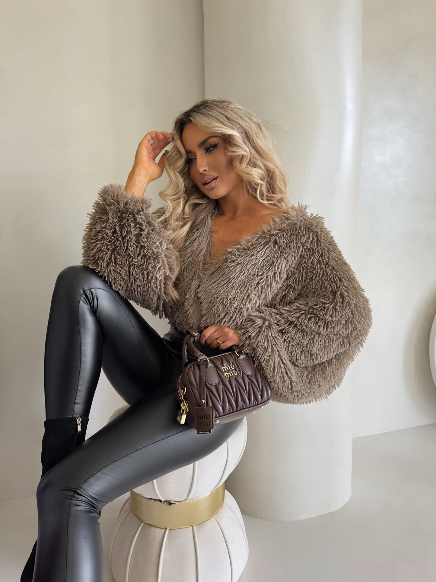Jacke KAIRA SHAGGY – braun