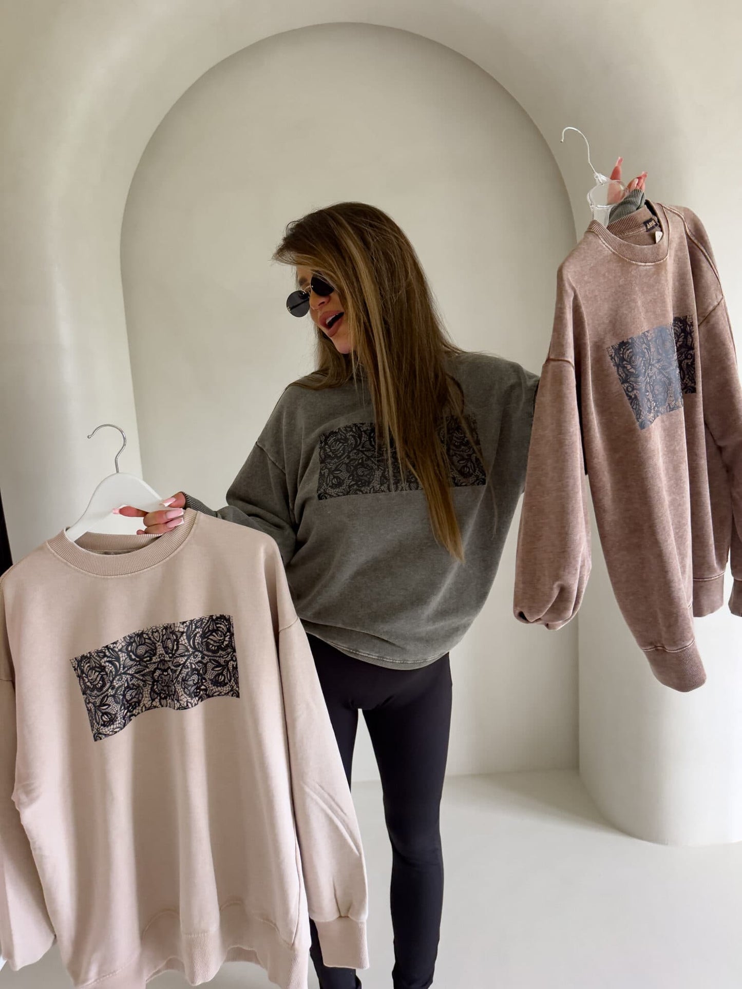 Sweatshirt KORONKA - hellbeige- abgewaschenes Stil