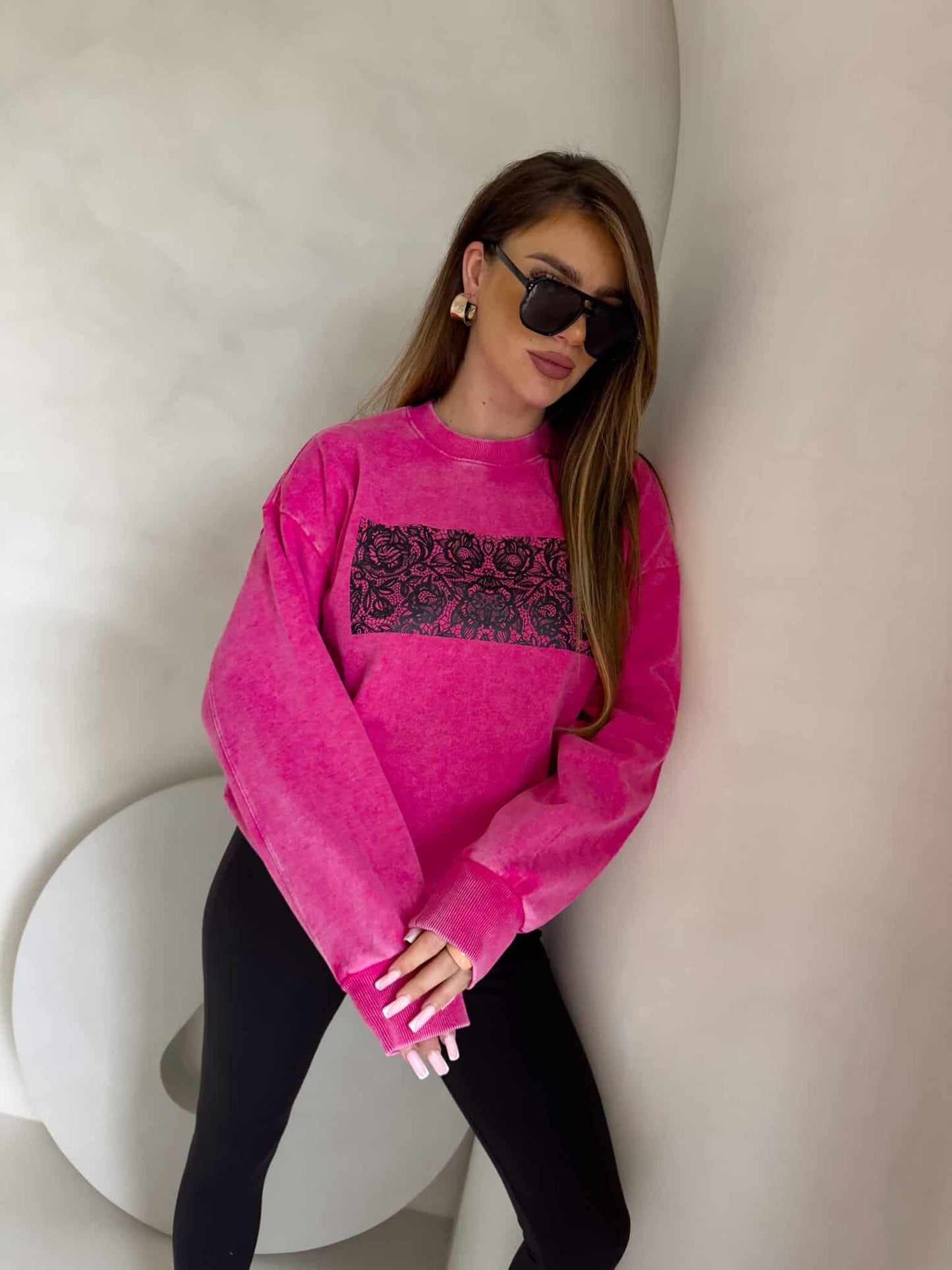 Sweatshirt KORONKA - Rosa - angewachsenes Stil