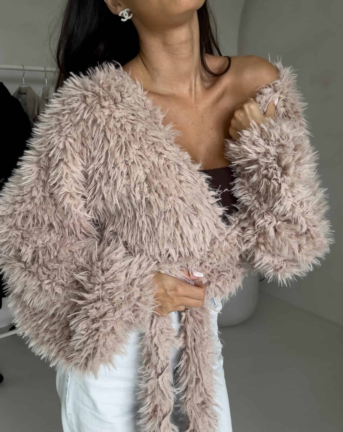Jacke KAIRA SHAGGY – hellbeige
