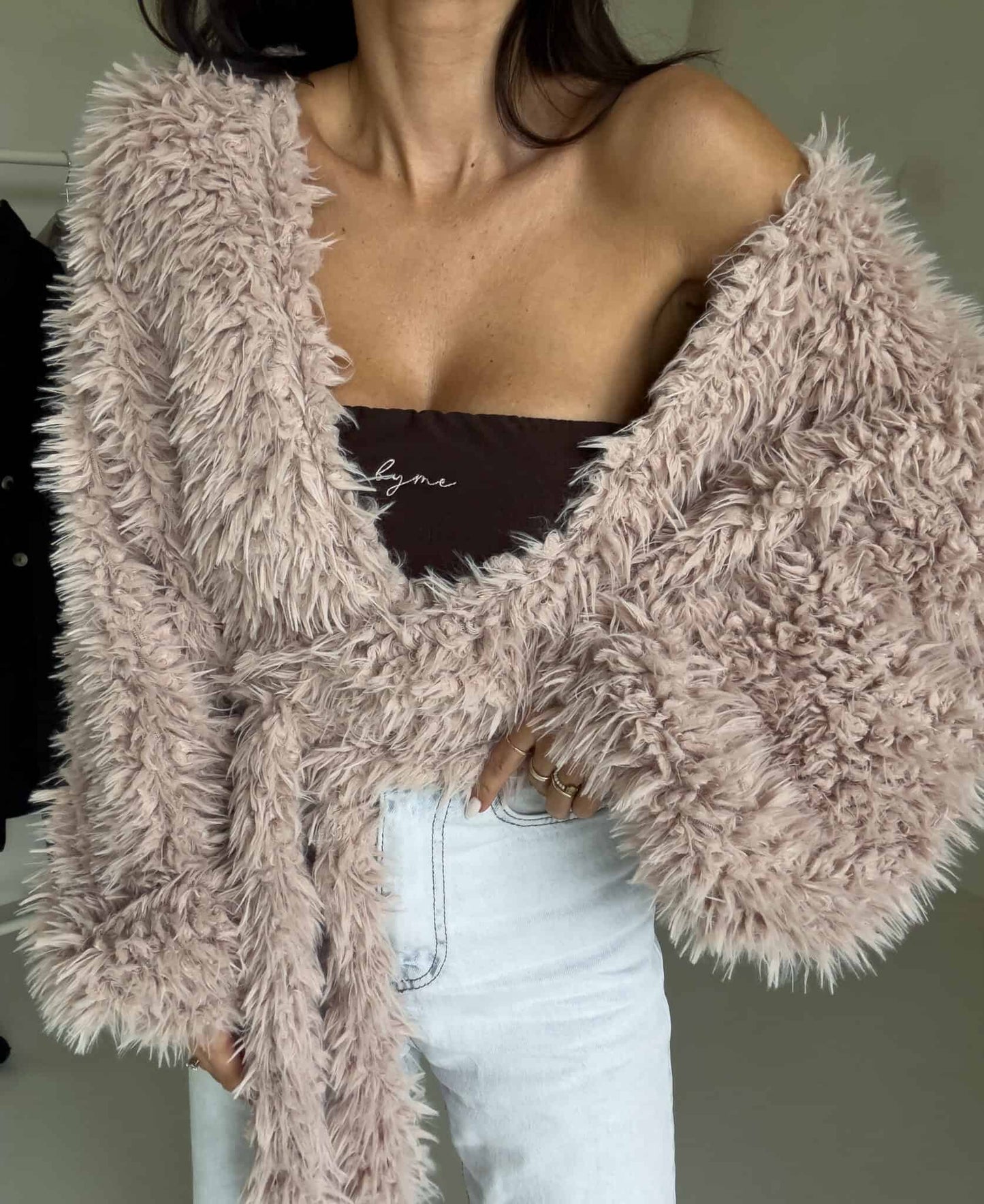Jacke KAIRA SHAGGY – hellbeige