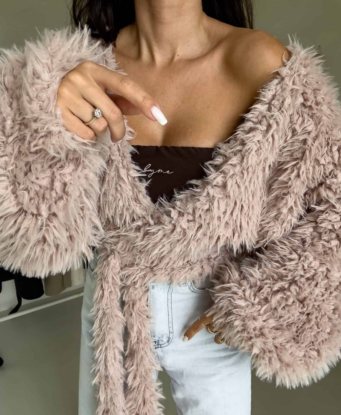 Jacke KAIRA SHAGGY – hellbeige
