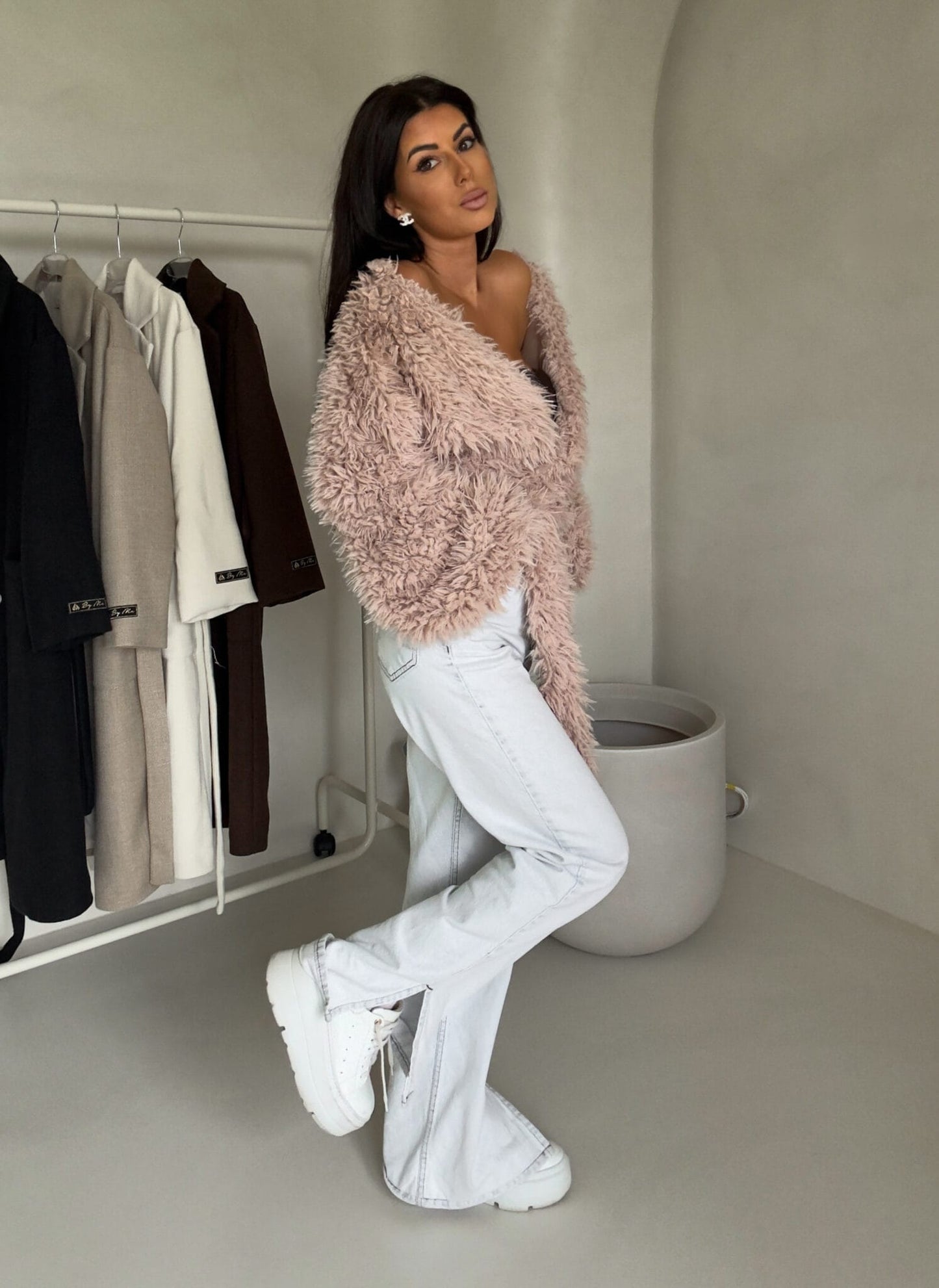 Jacke KAIRA SHAGGY – hellbeige