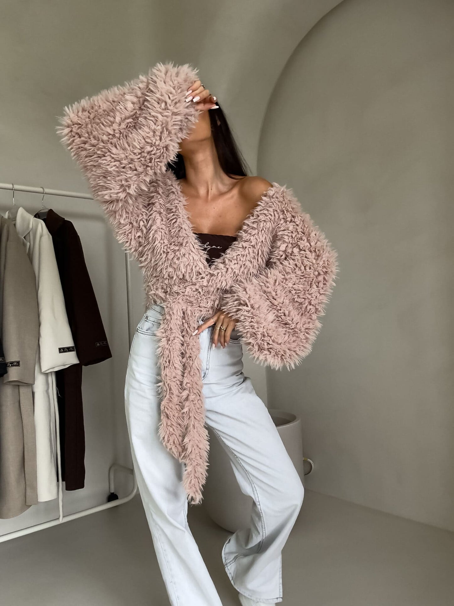 Jacke KAIRA SHAGGY – hellbeige