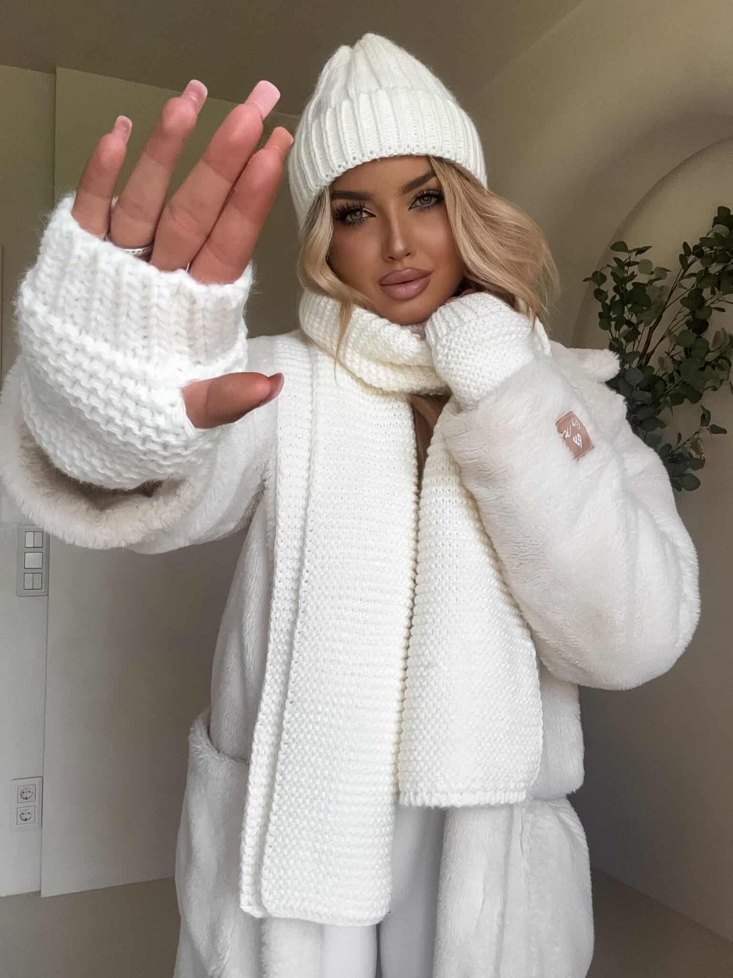 Mantel NOELLE – Ecru Verfügbar ab 03.11.2025r. !