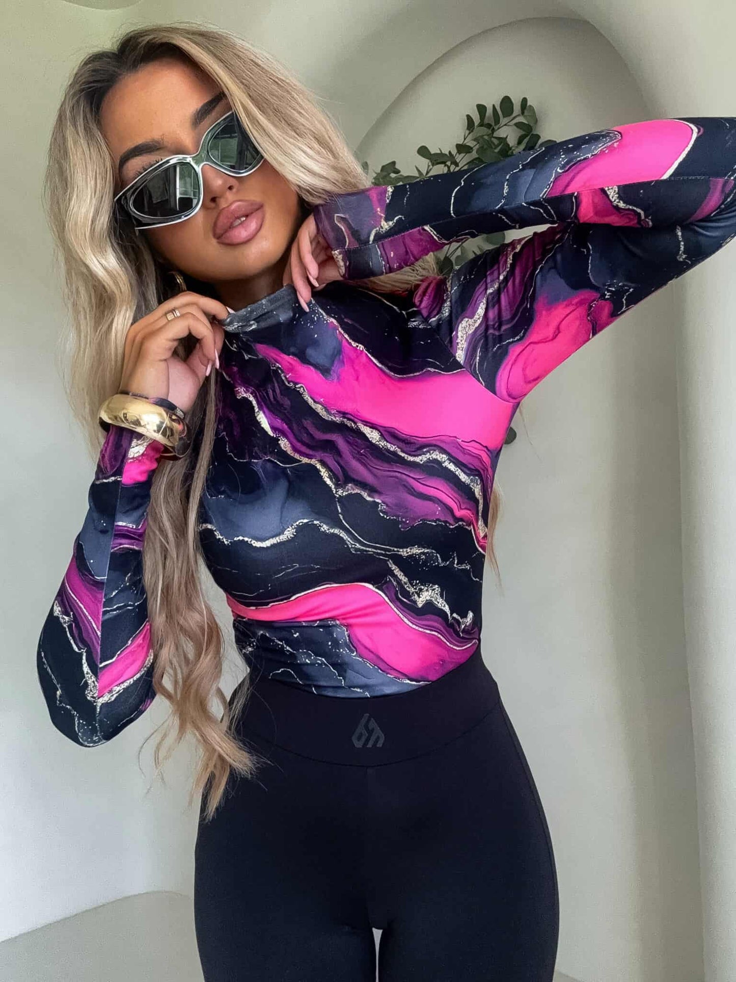 Damenbluse SKIN MARMUREK – schwarz- pink