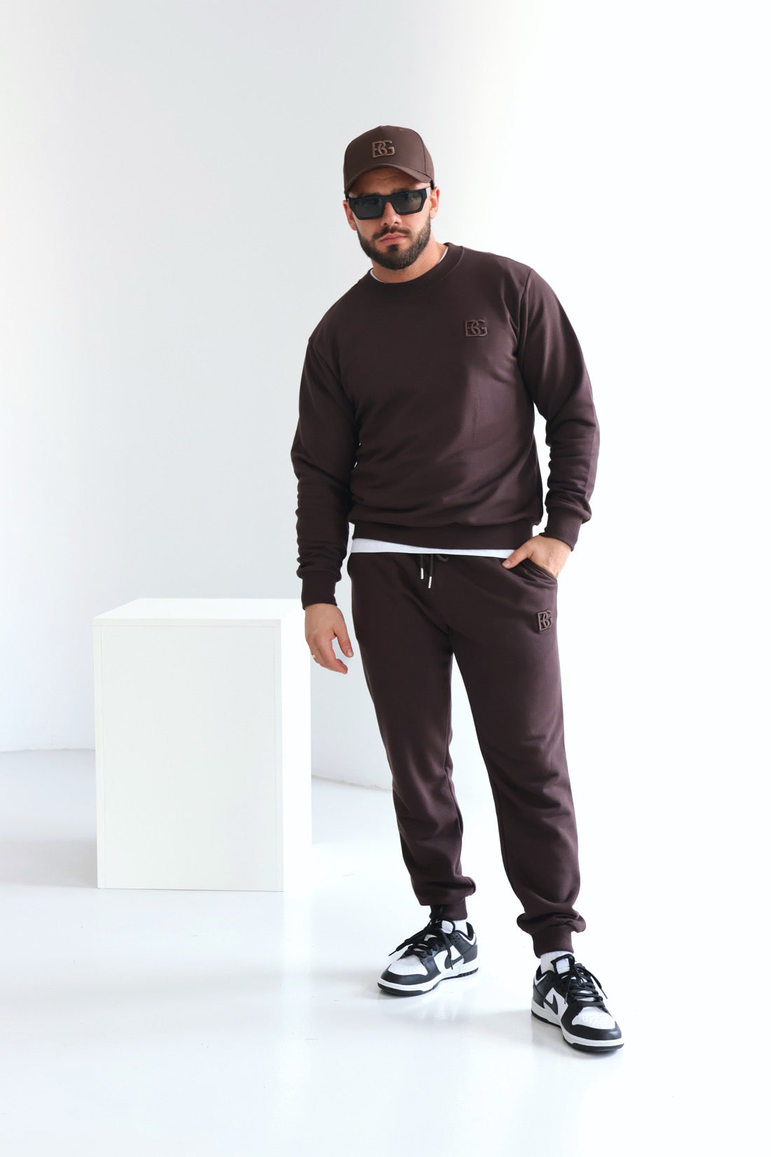 SWEATSHIRT HERREN BG BASIC | DUNKELBRAUN