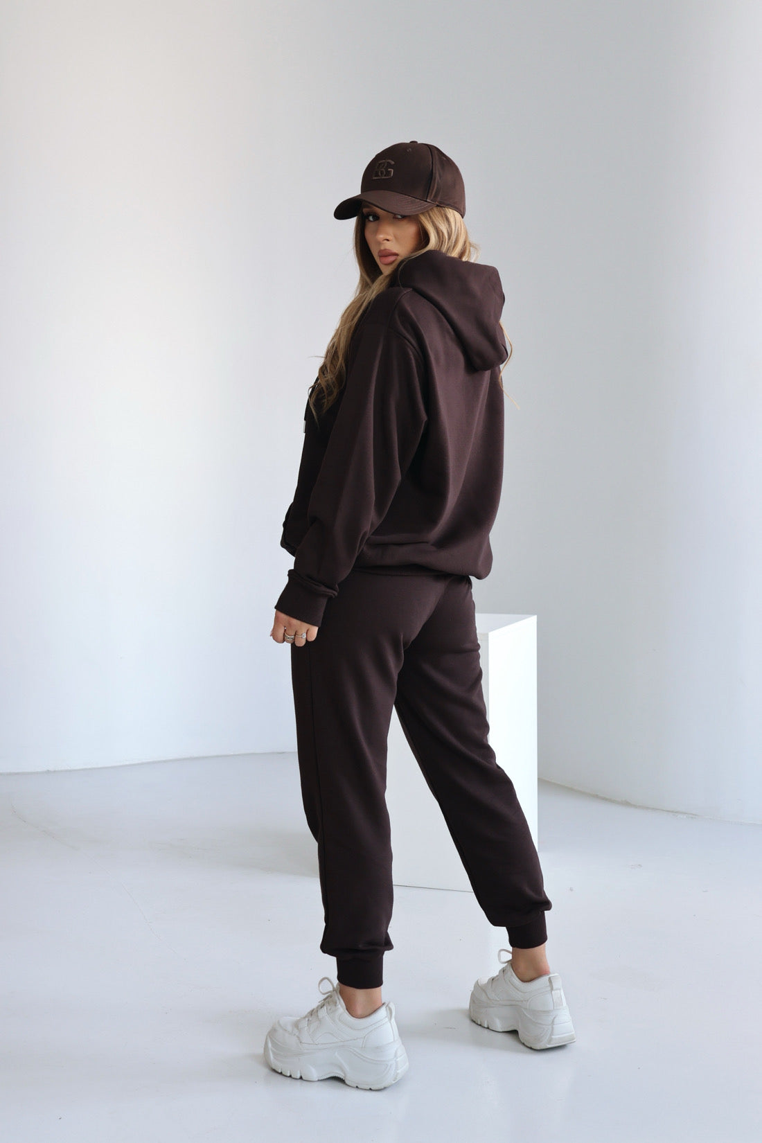 SWEATSHIRT BG KANGOO | DUNKELBRAUN