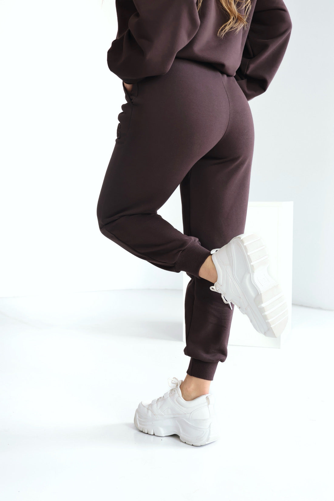 JOGGINGHOSE BG BRAND | DUNKELBRAUN