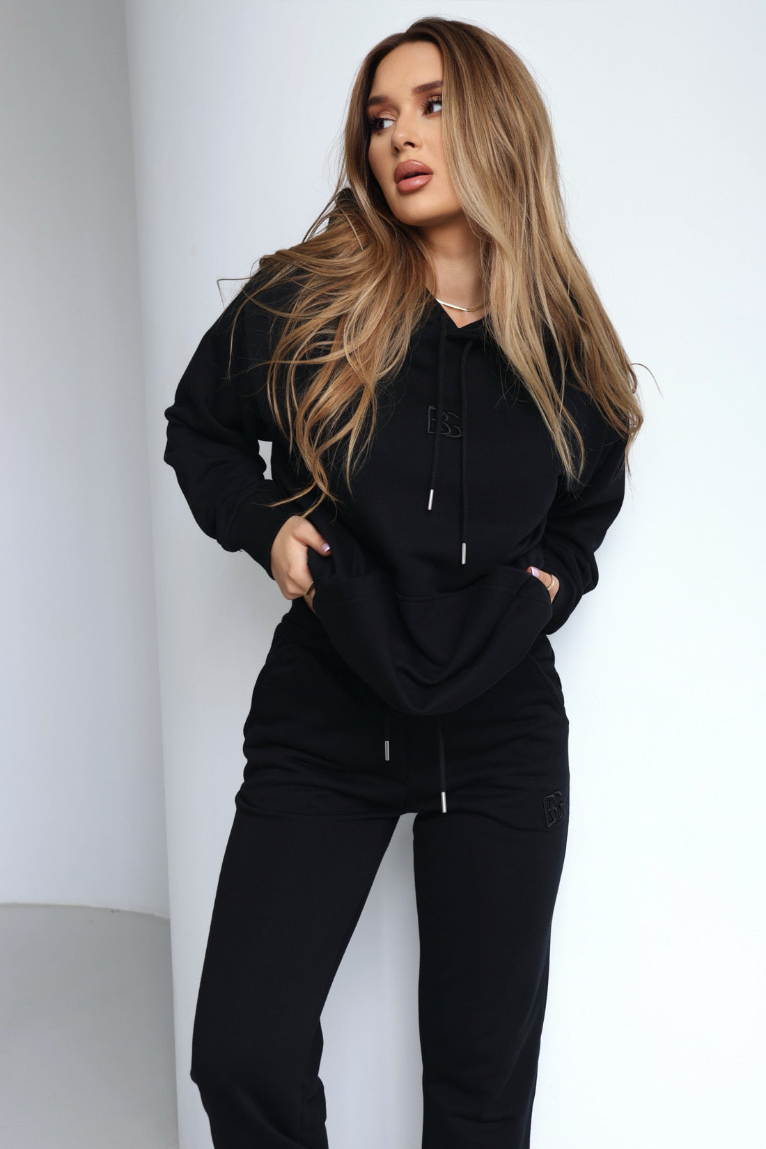 SWEATSHIRT BG KANGOO | SCHWARZ