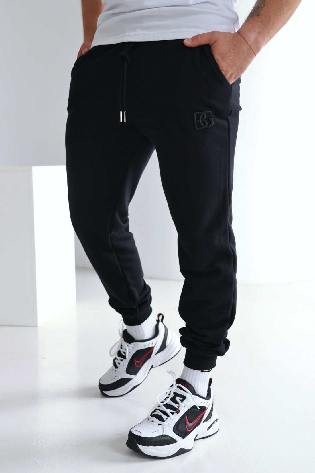 HERRENHOSE BG BRAND | SCHWARZ- SCHWARZ