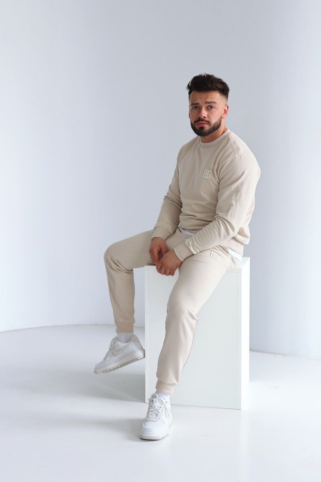 SWEATSHIRT HERREN BG BASIC | HELLBEIGE