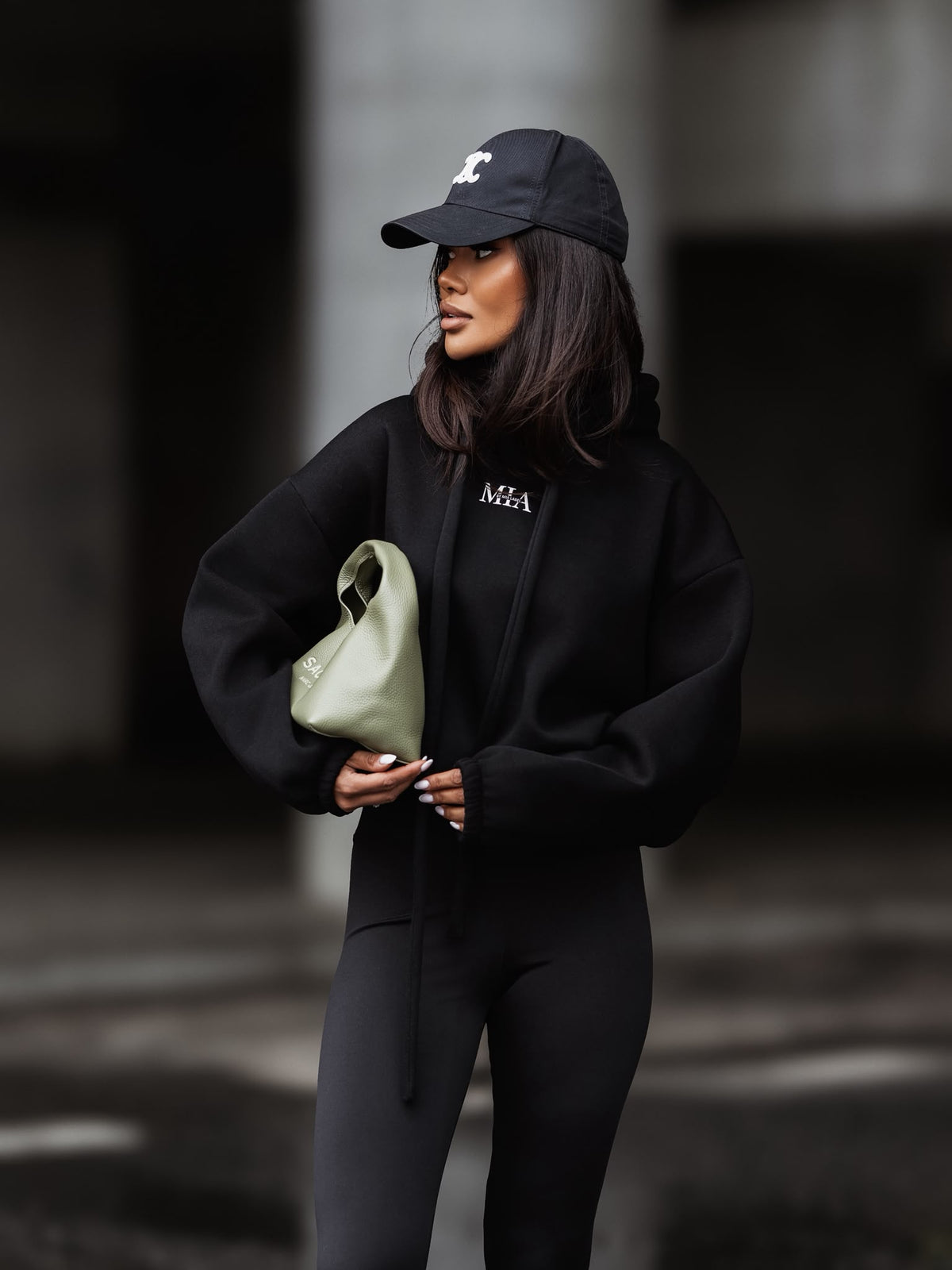 Sweatshirt Hoodie By Mia The Label Schwarz