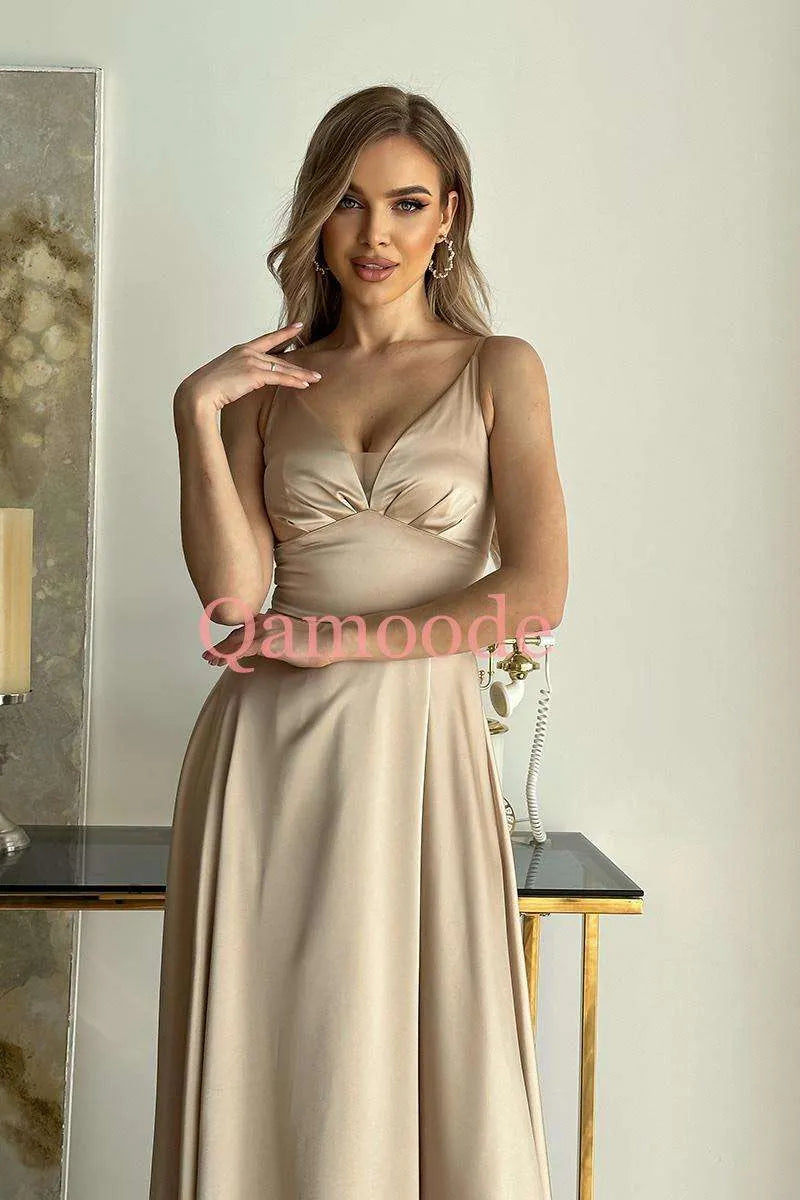 Langes Satin Kleid Cappuccino