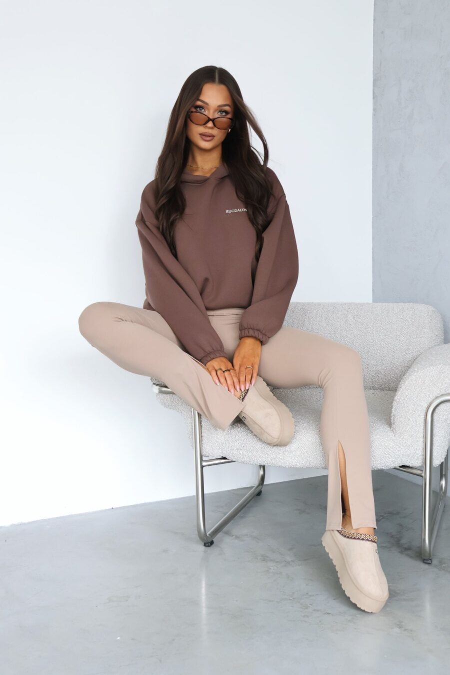 Leggings mit trendigen Beinschlitzen By Mia Bugdalova Beige