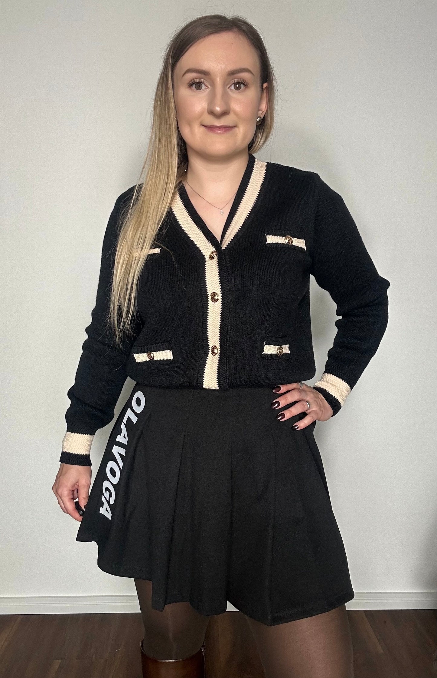 Strickjacke JENNA - Schwarz