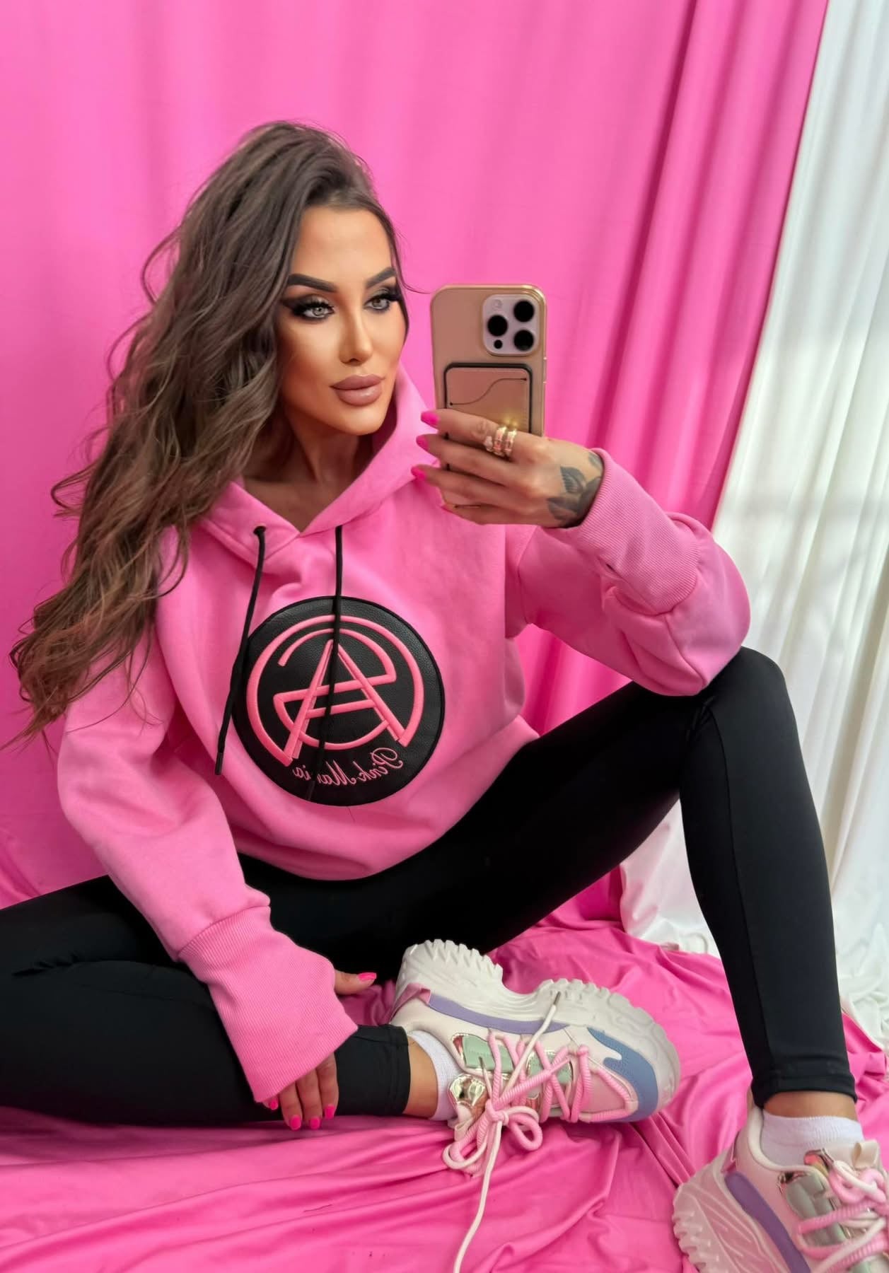 Damen Sweatshirt Hoodie mit Logo Print | PINK