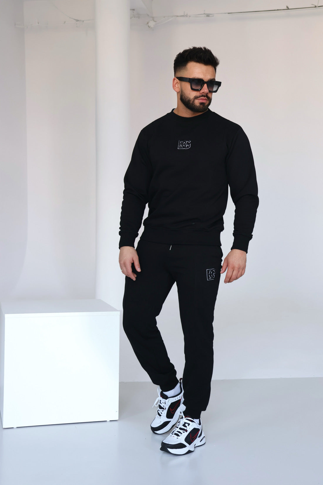 ZWEITEILER BG LAST | SCHWARZ