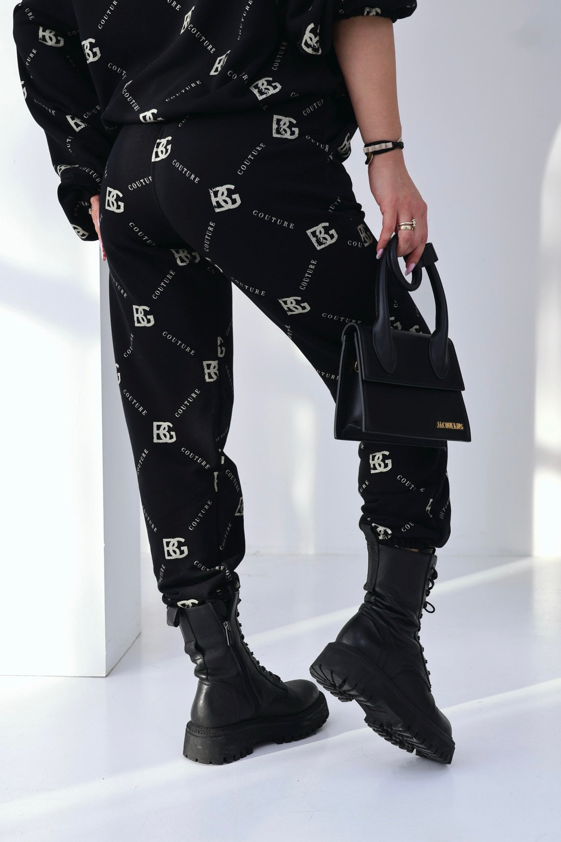 ZWEITEILER BG HOLO | SCHWARZ -GOLD