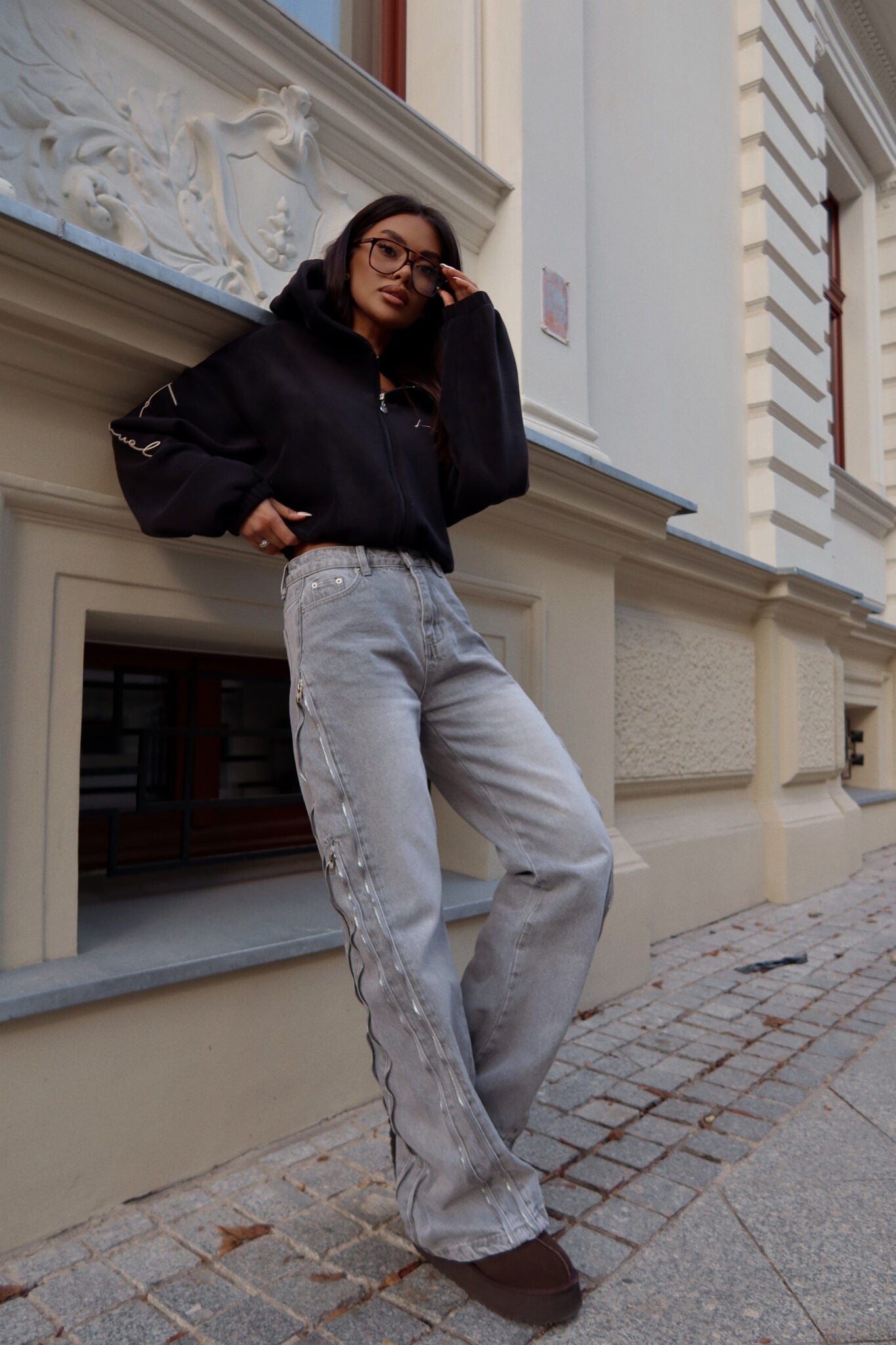 Sweatshirt SNUG schwarz