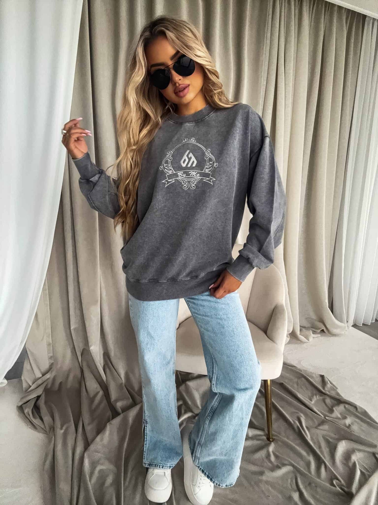 Sweatshirt QUEEN - Grau