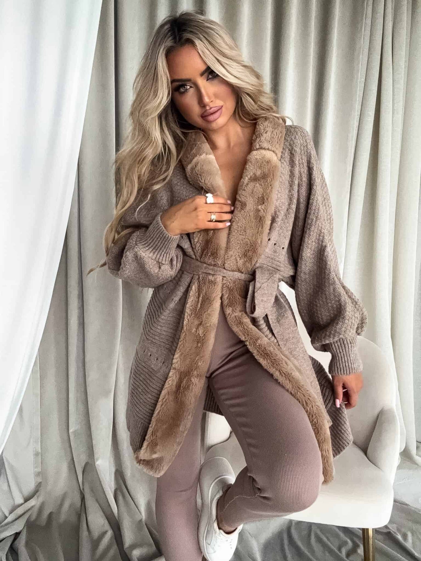 Strickjacke DREAM - mokka