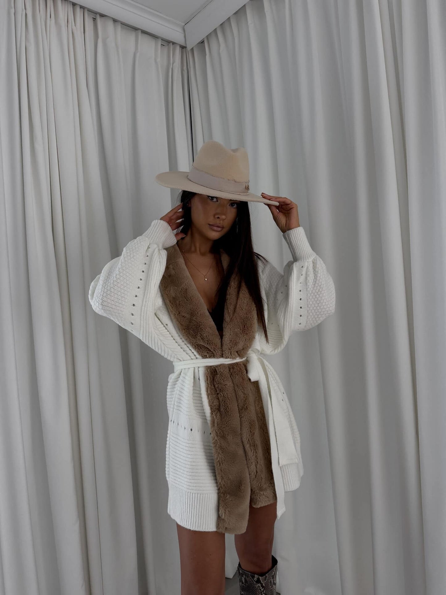 Strickjacke DREAM - ecru